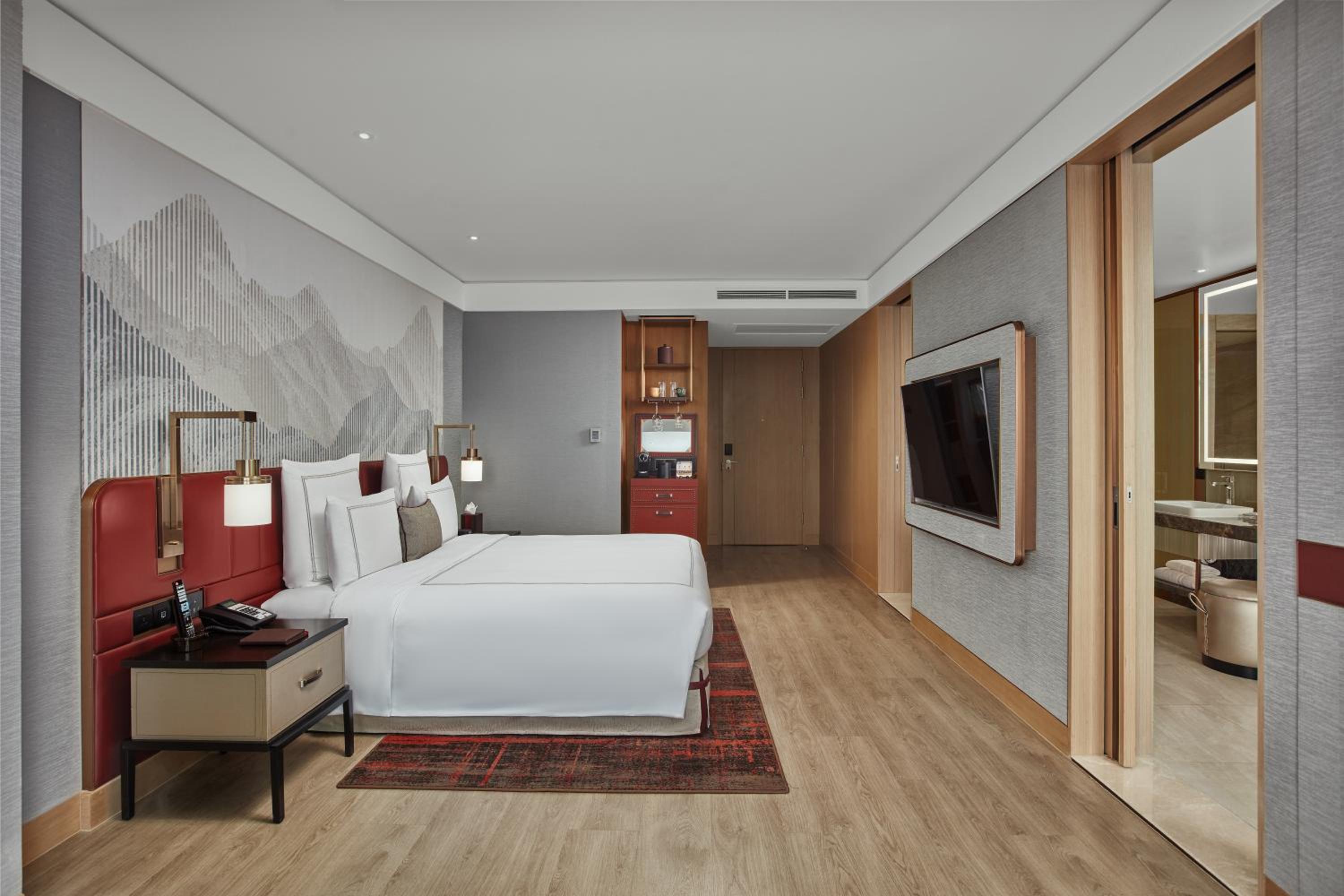 Swiss Executive Grand King Suite - Photo 7