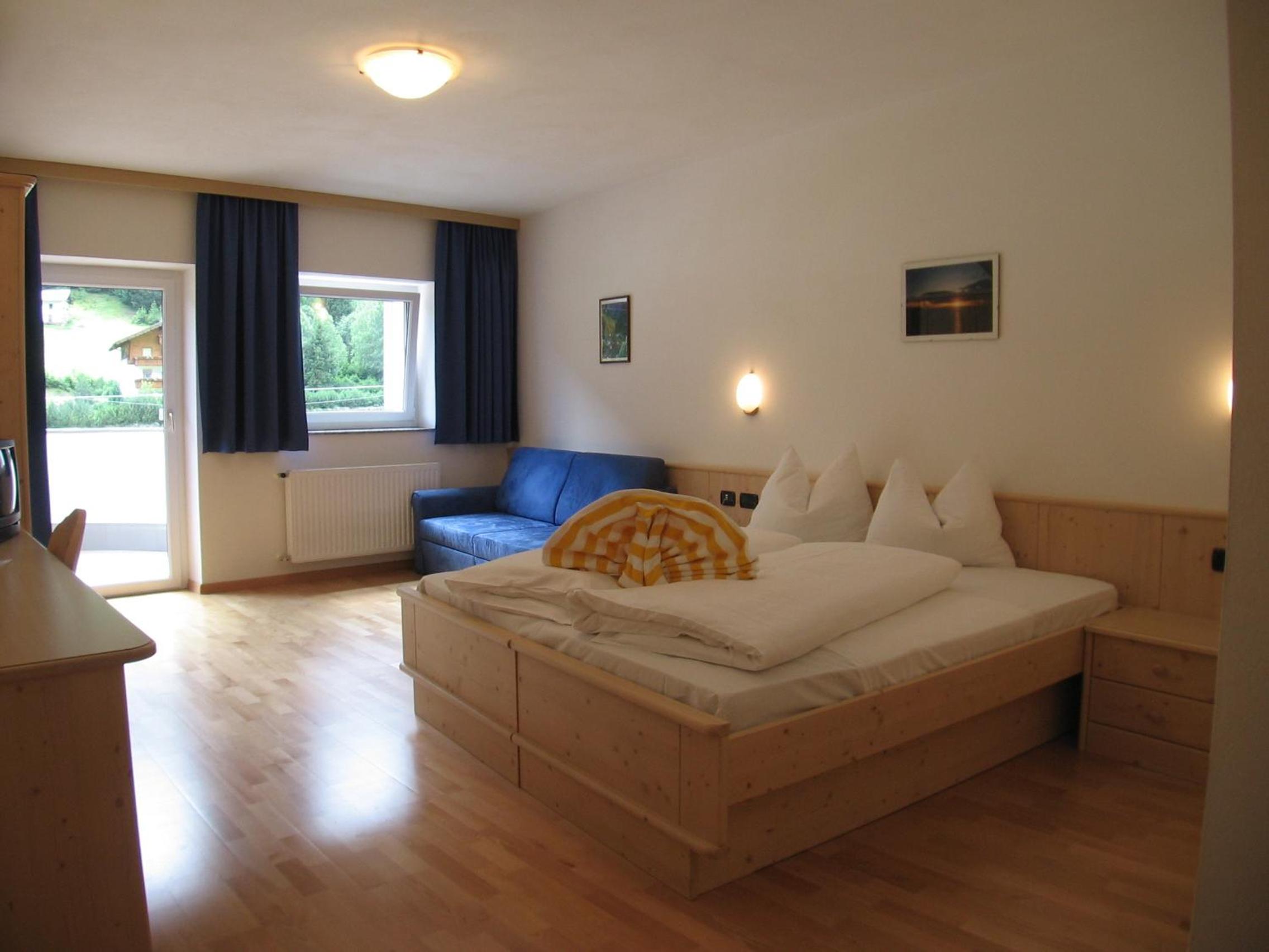 Double or Twin Room photo 2