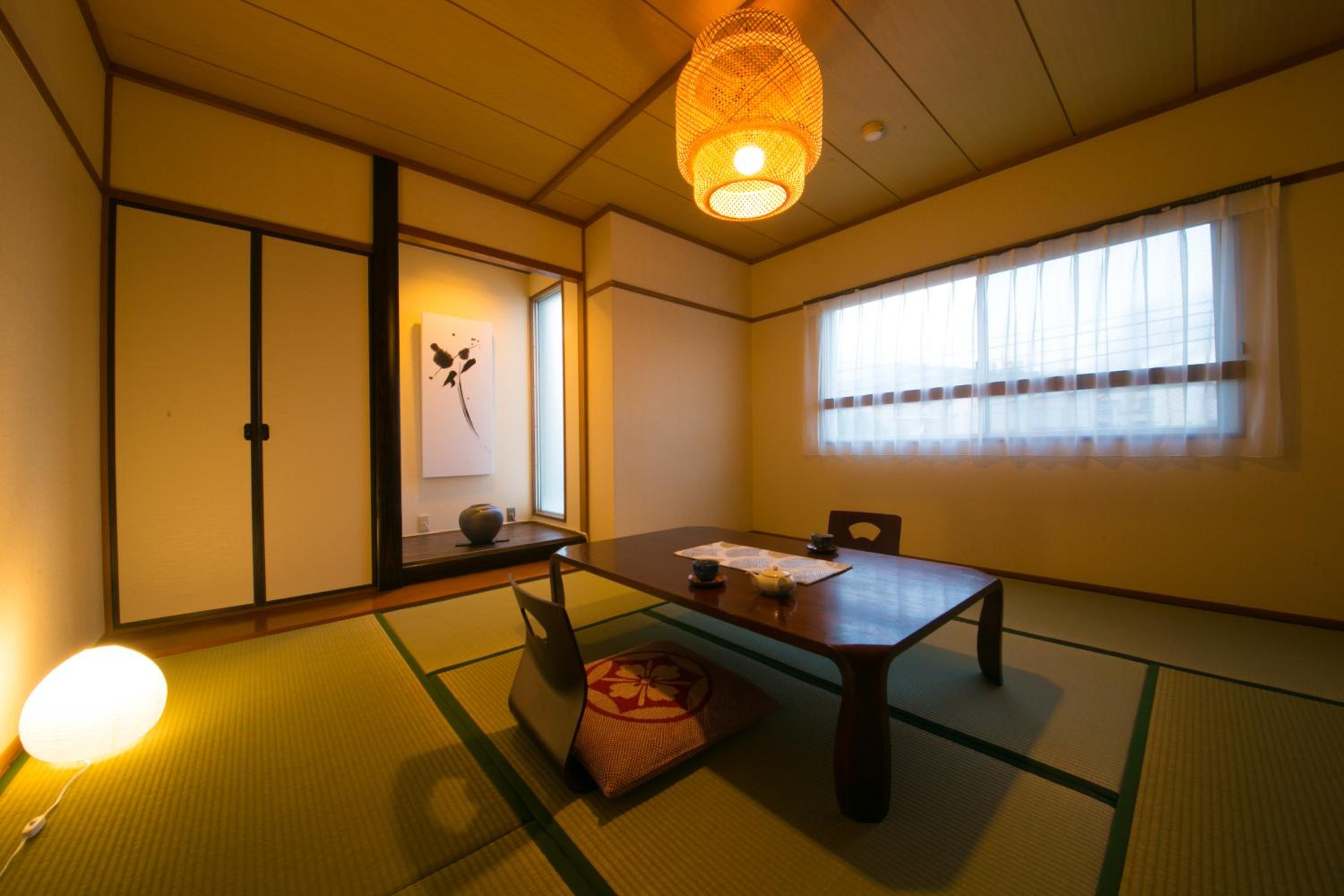 Japanese-Style Room