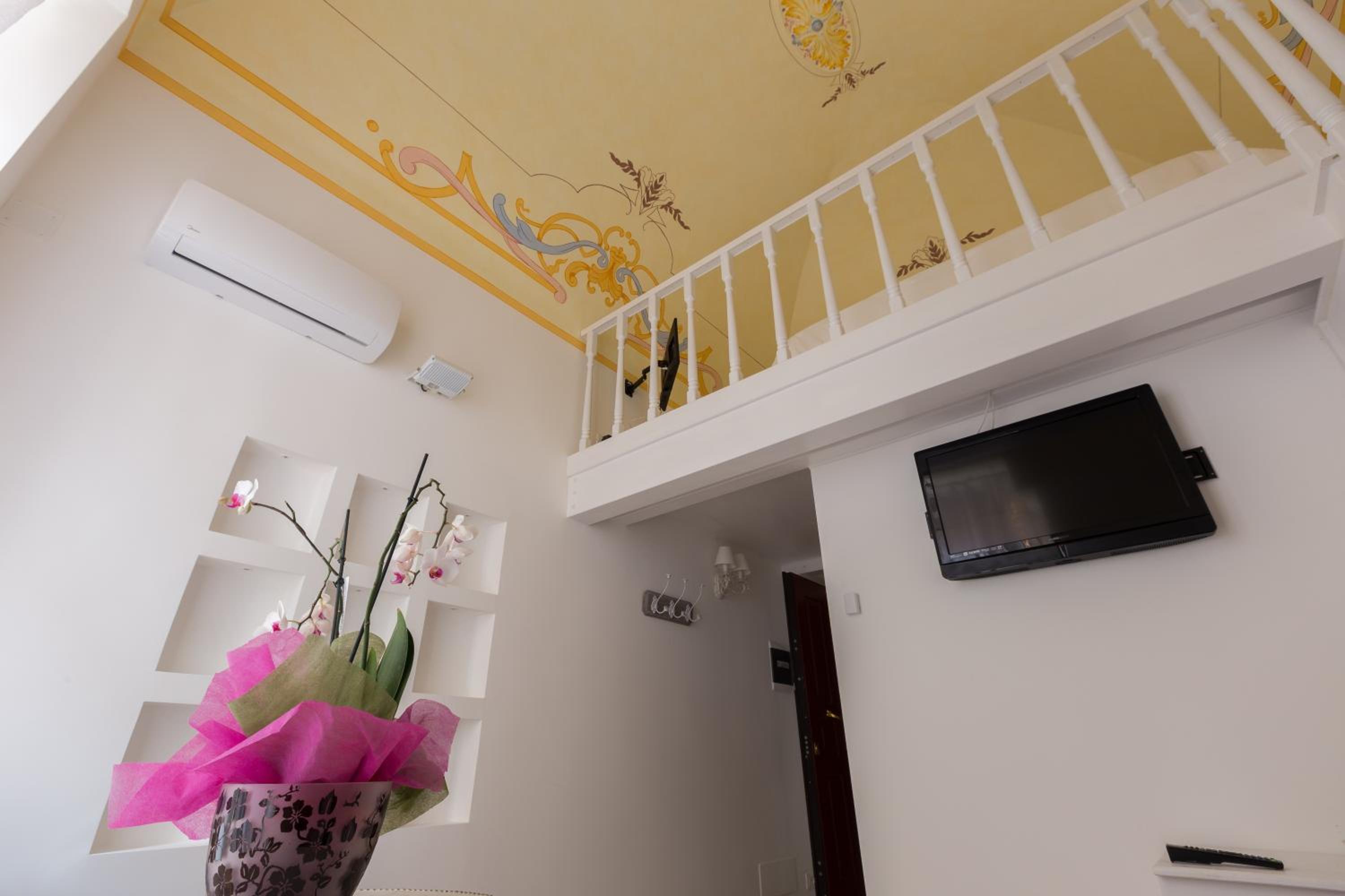 Junior Suite with Terrace - Split Level - Photo 20