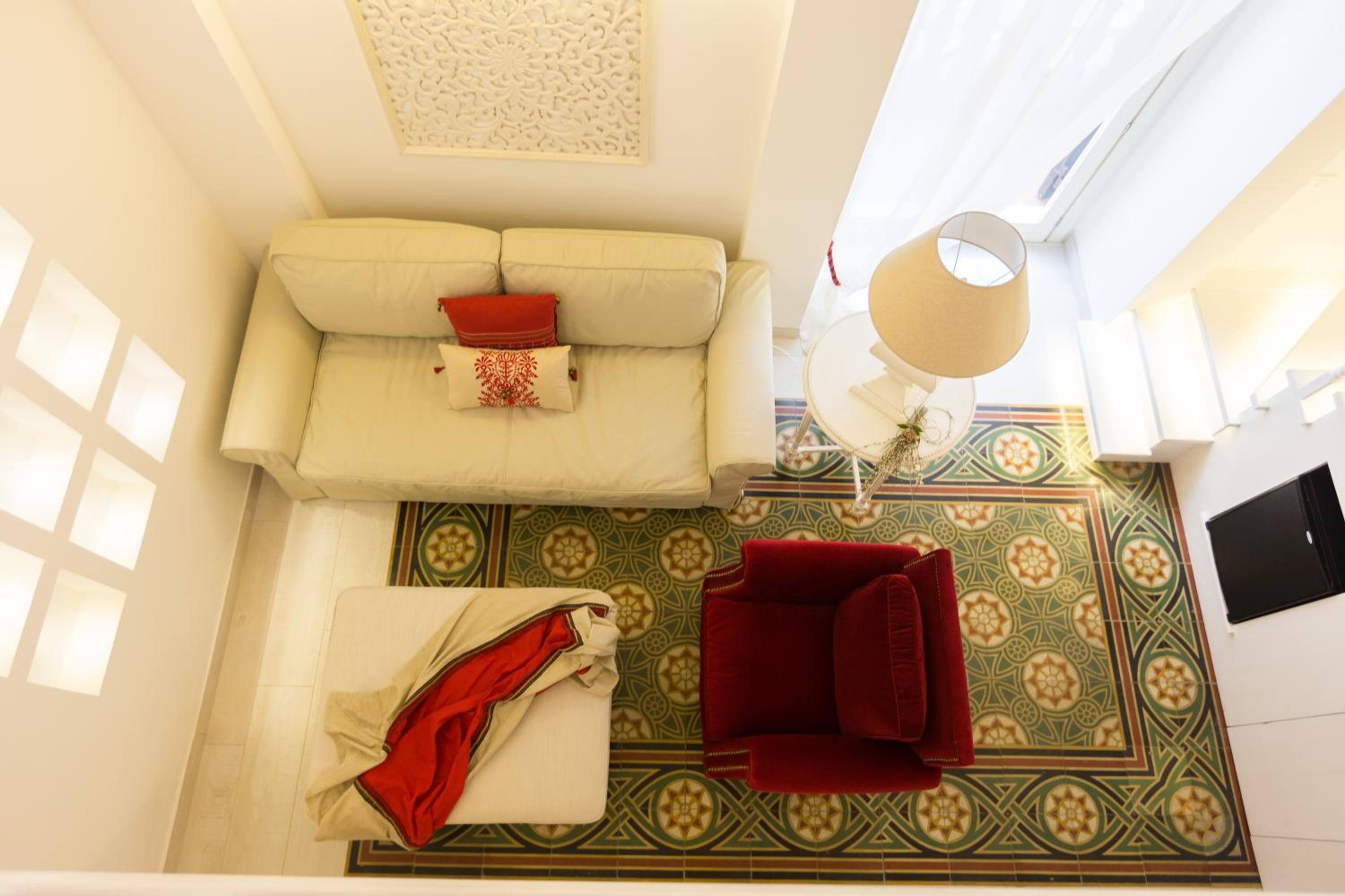 Junior Suite with Balcony - Split Level - Photo 37