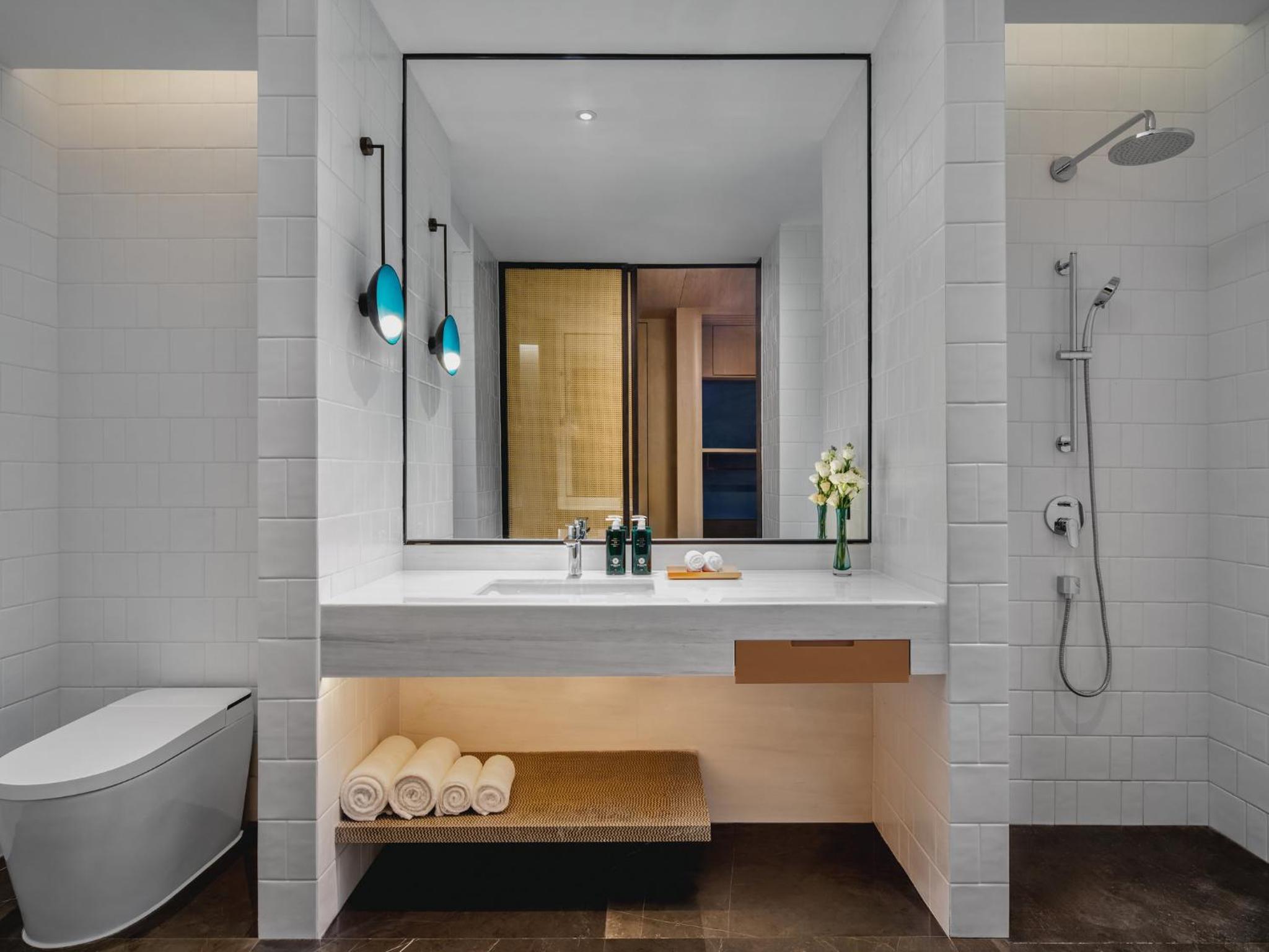 Standard King Room - Accessible