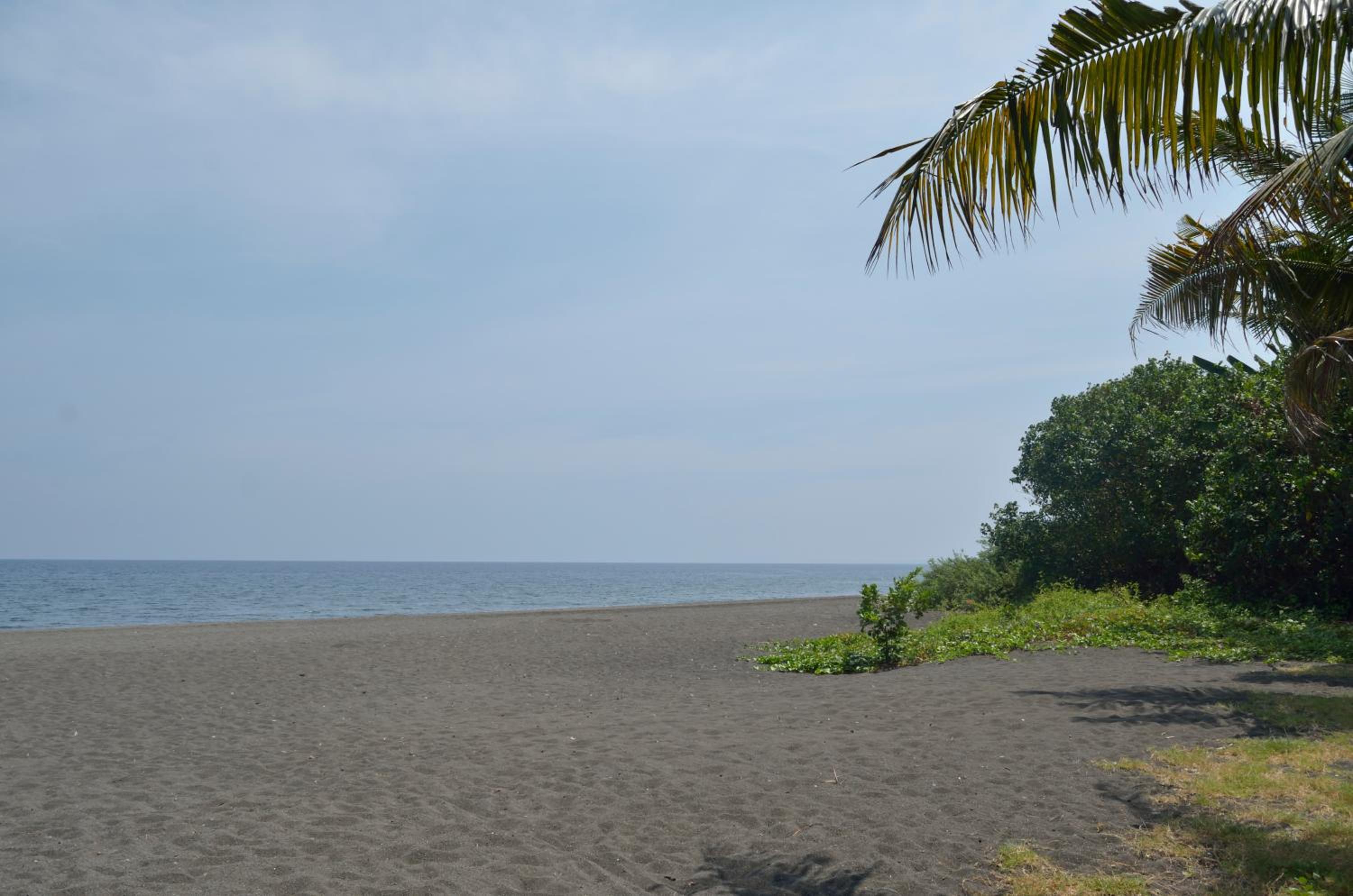 Villa - Beach Front - Photo 8