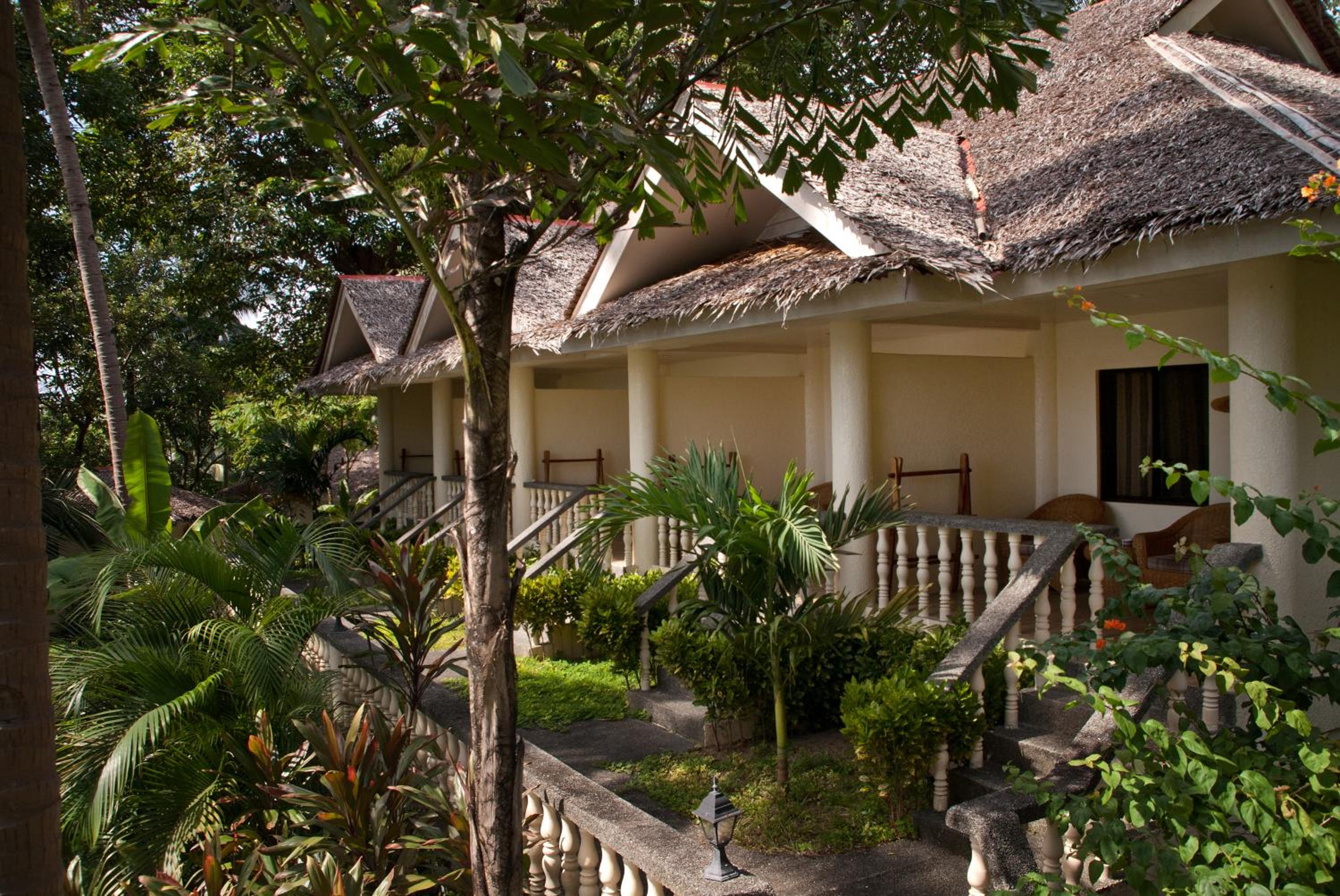 Standard Bungalow with Fan - Photo 6