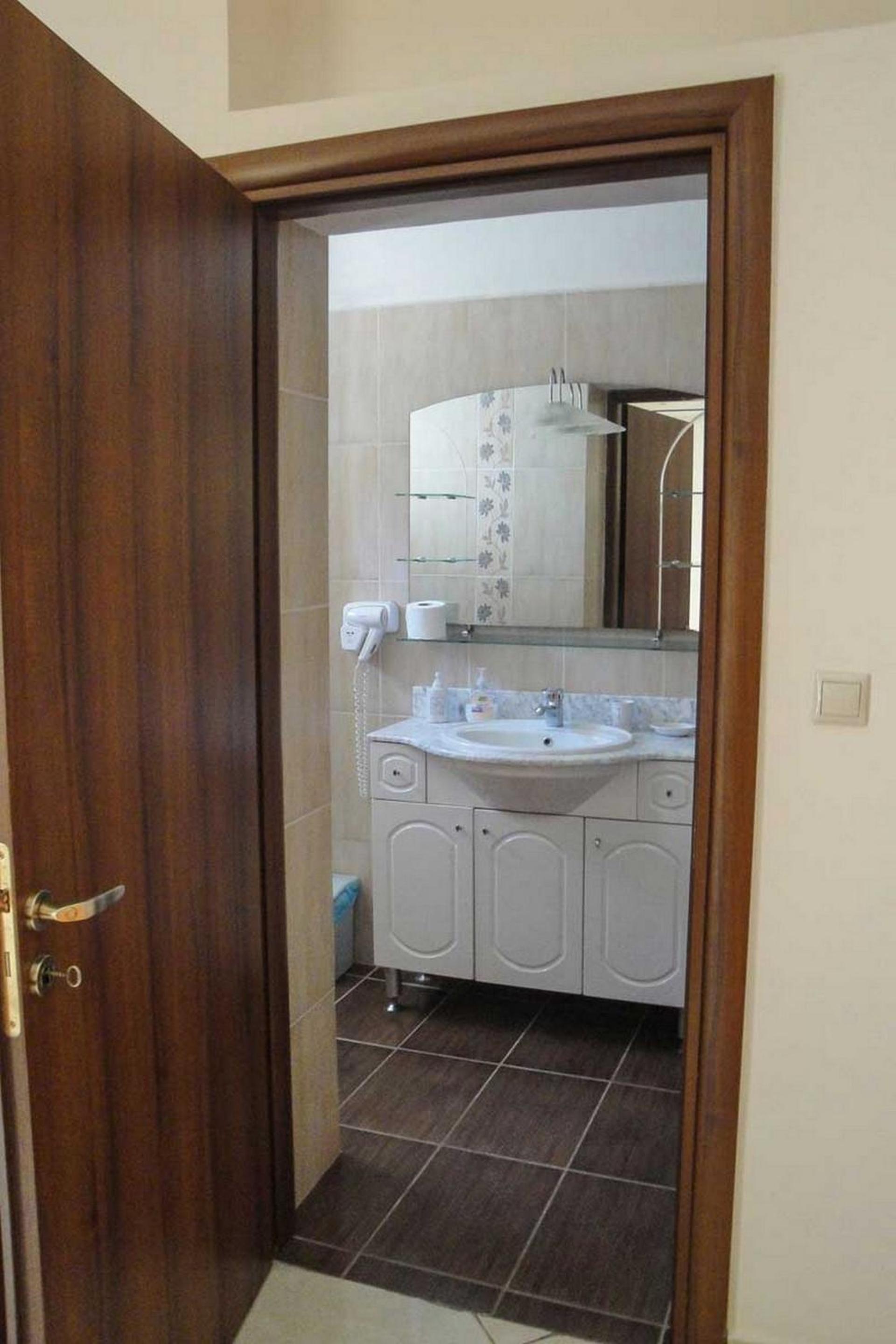 Deluxe Double or Twin Room with Balcony photo 3