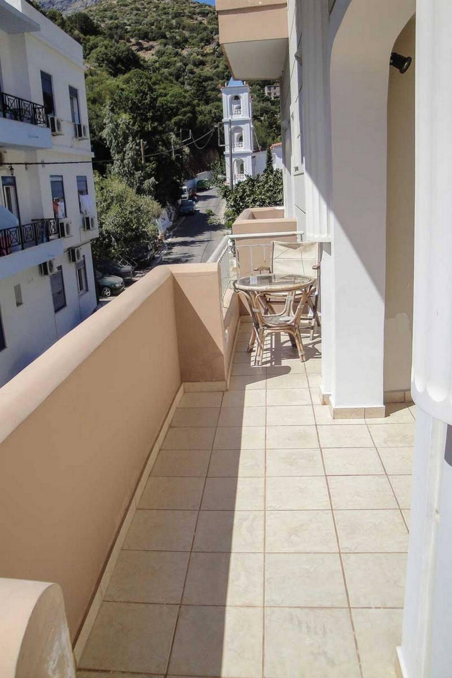 Deluxe Double or Twin Room with Balcony photo 2