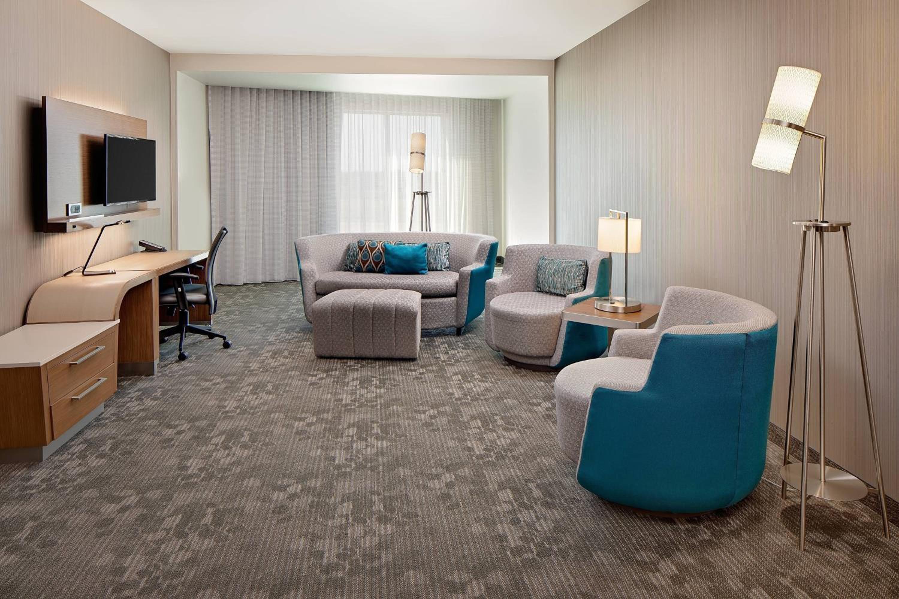 King Suite with Sofa Bed and Roll-in Shower - Mobility Accessible