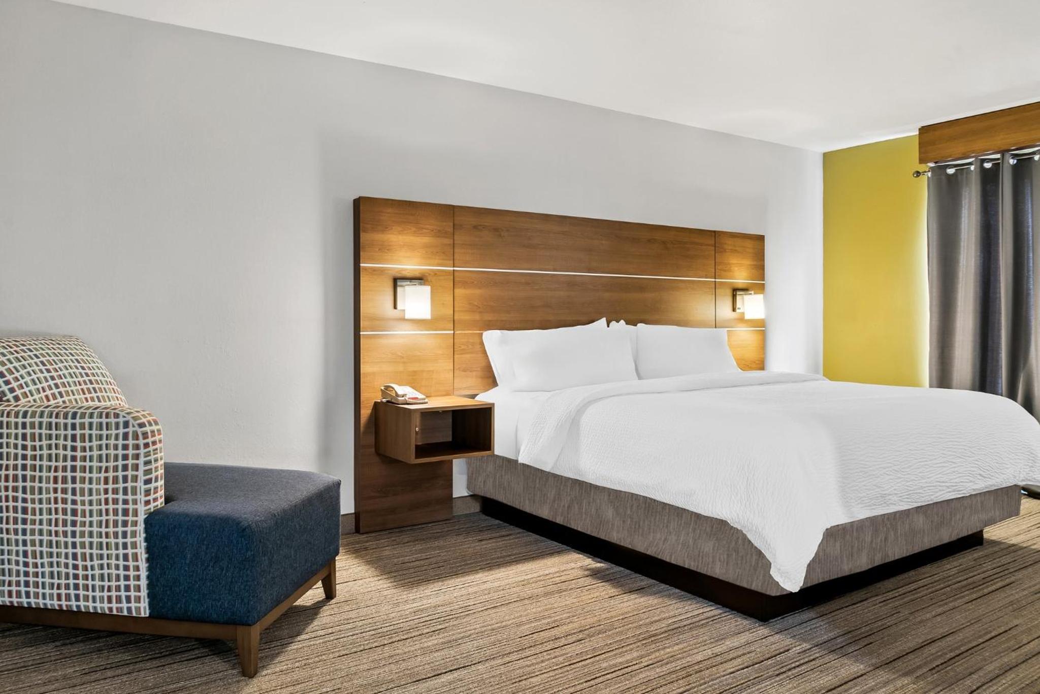 Standard Room - Photo 1