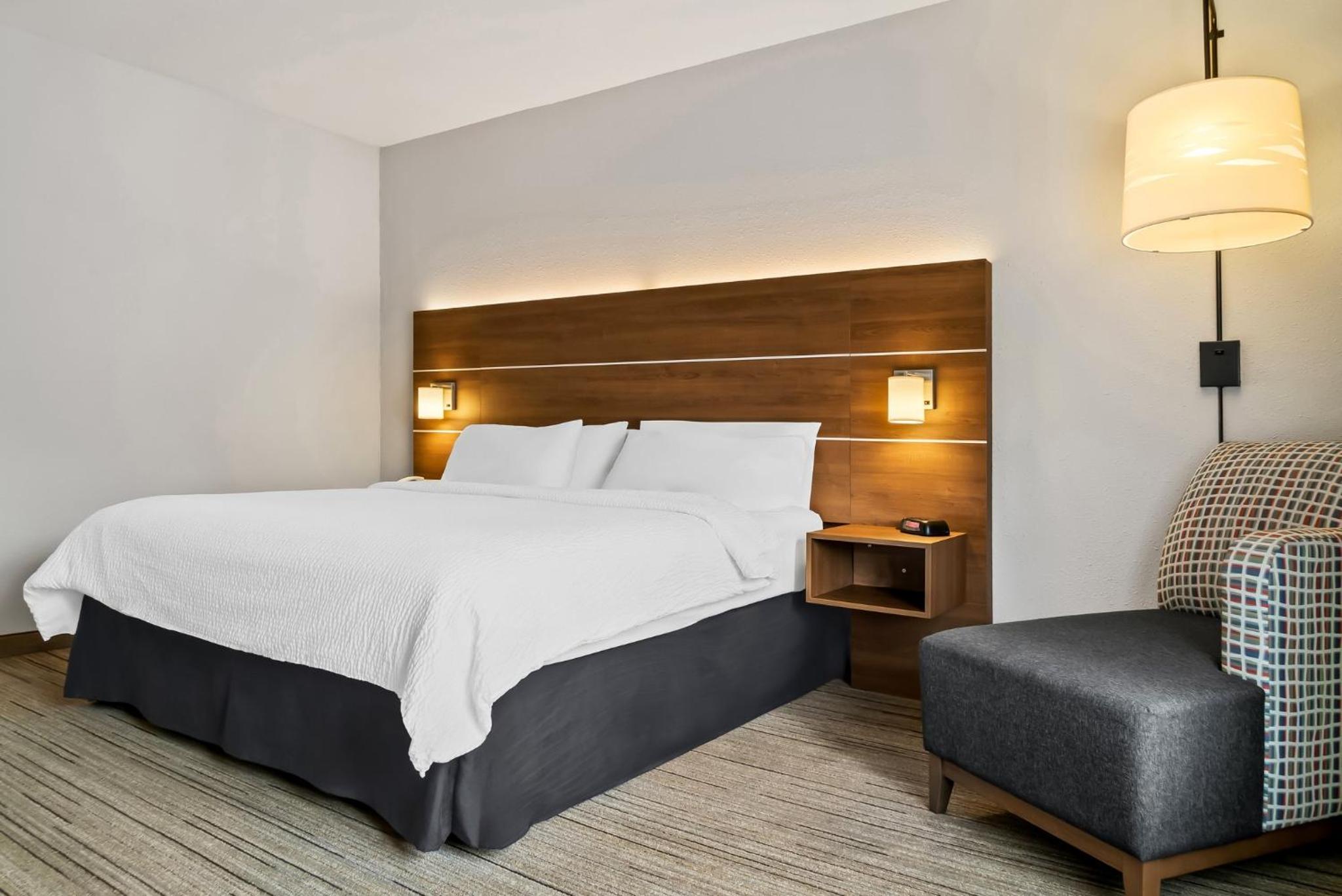 Standard Room - Photo 9