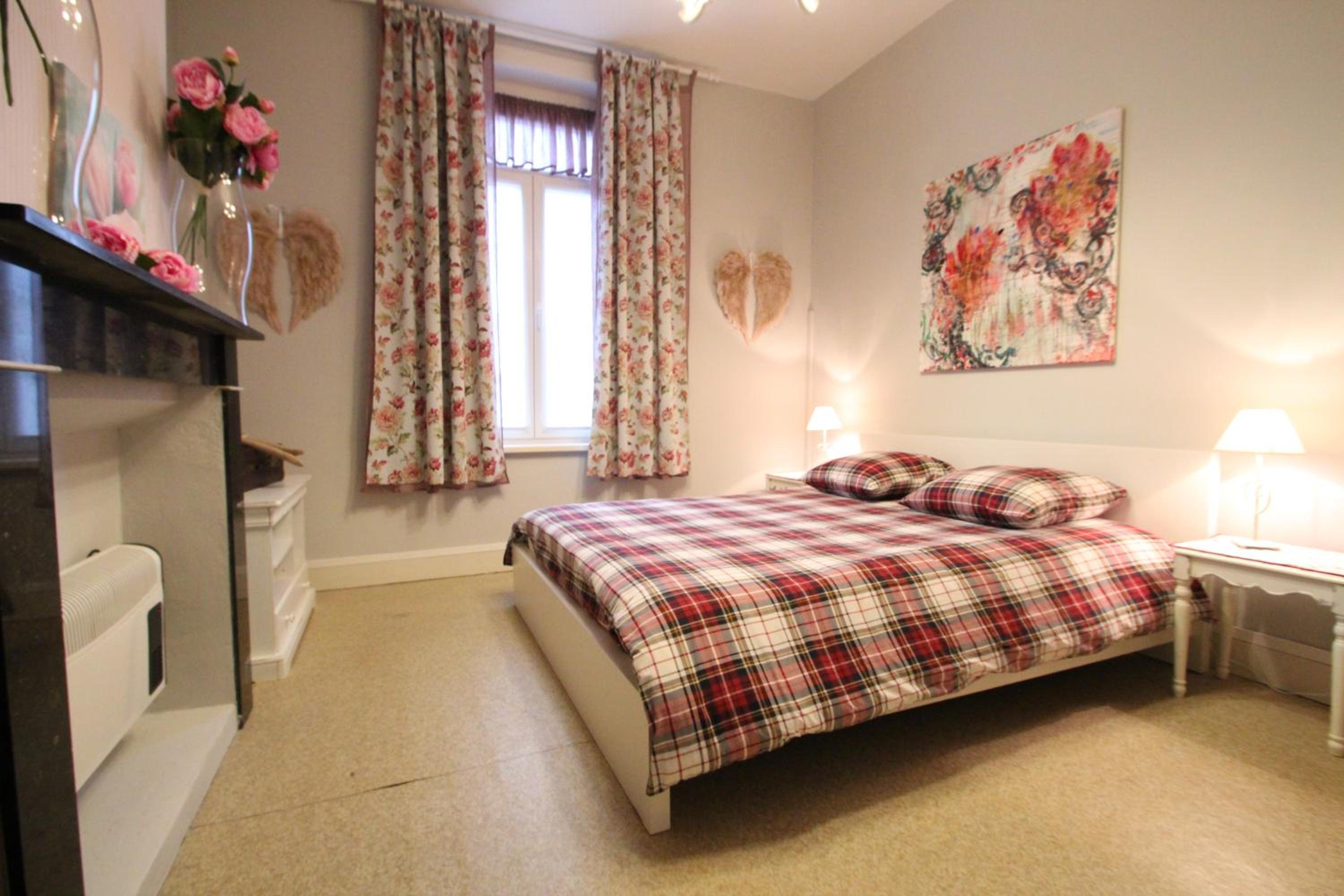 Four-Bedroom House photo 2