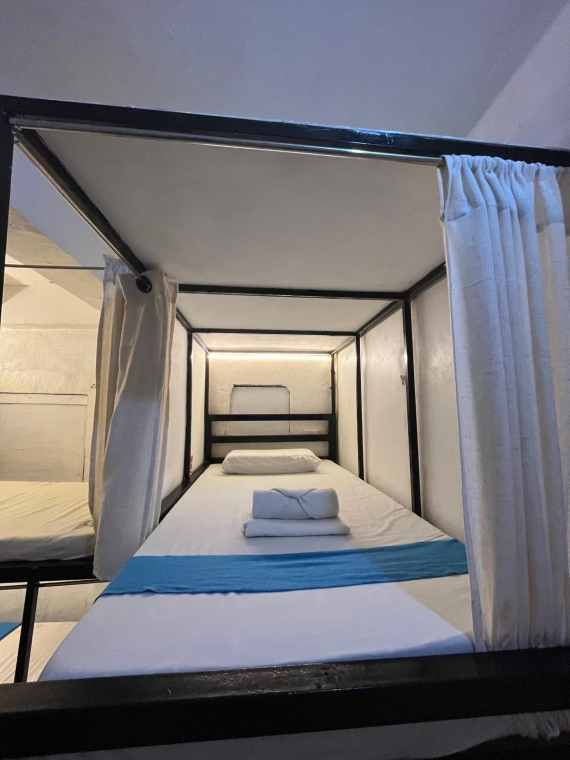 Bed in 8-Bed Mixed Dormitory Room photo 3