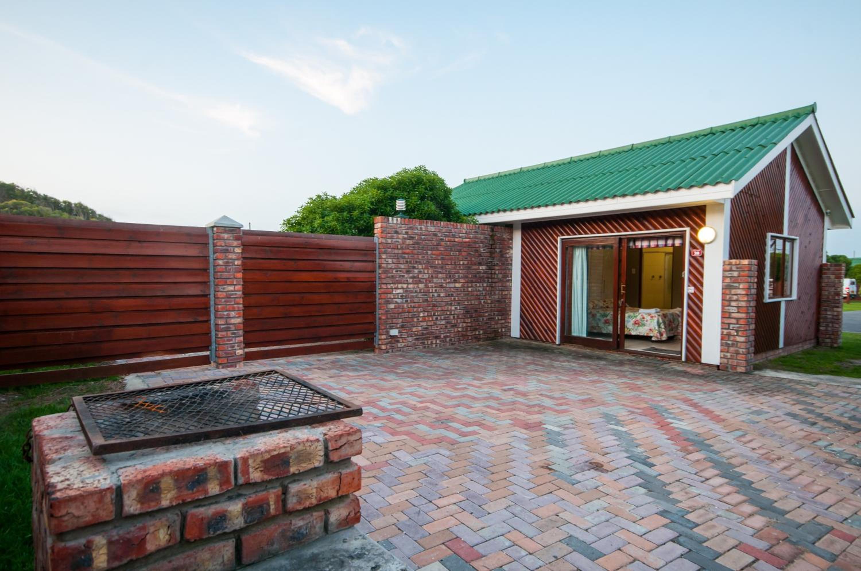 Twin Bungalow - Cara-Cabin photo 2
