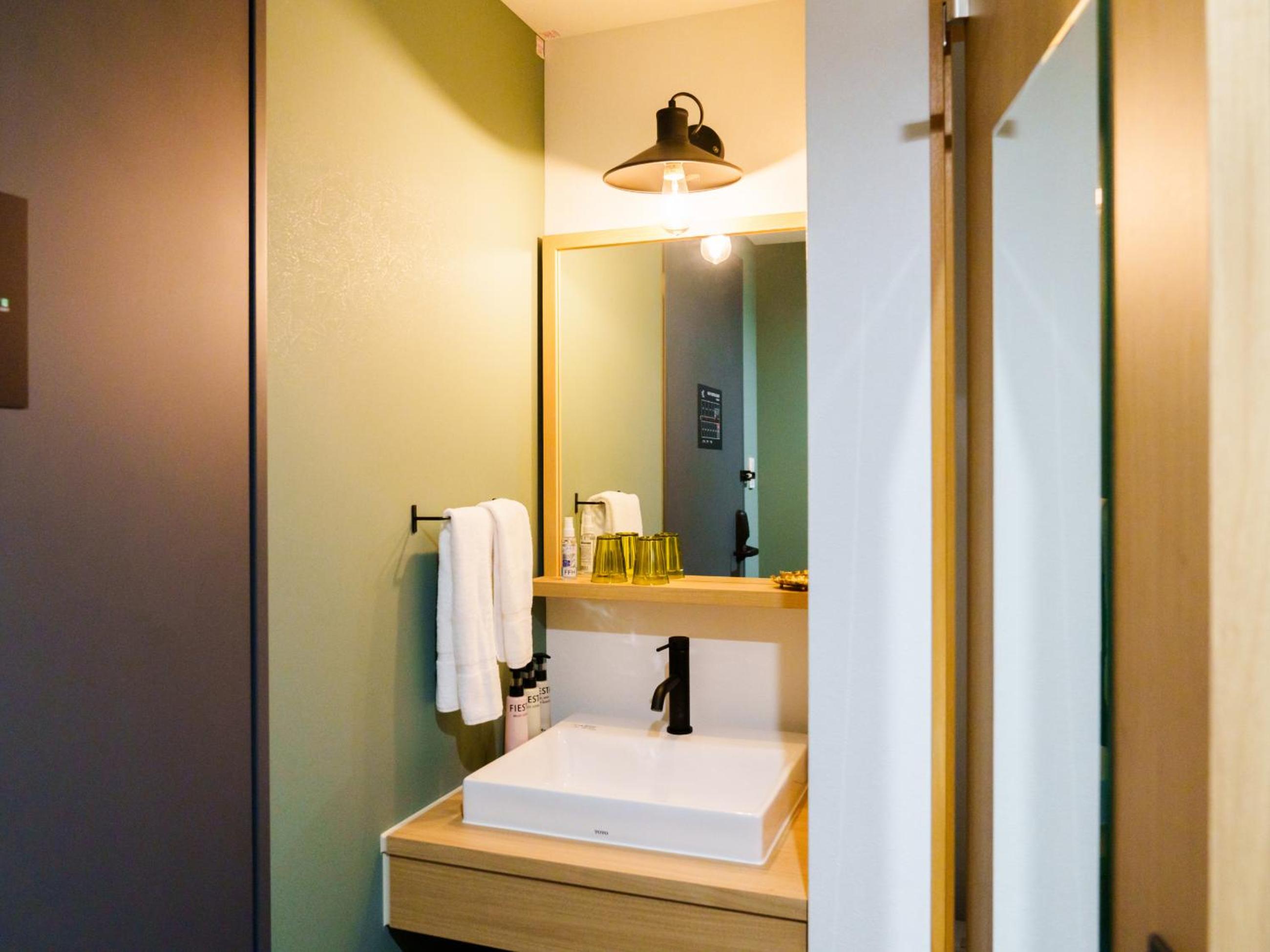 Standard Double Room - Photo 3