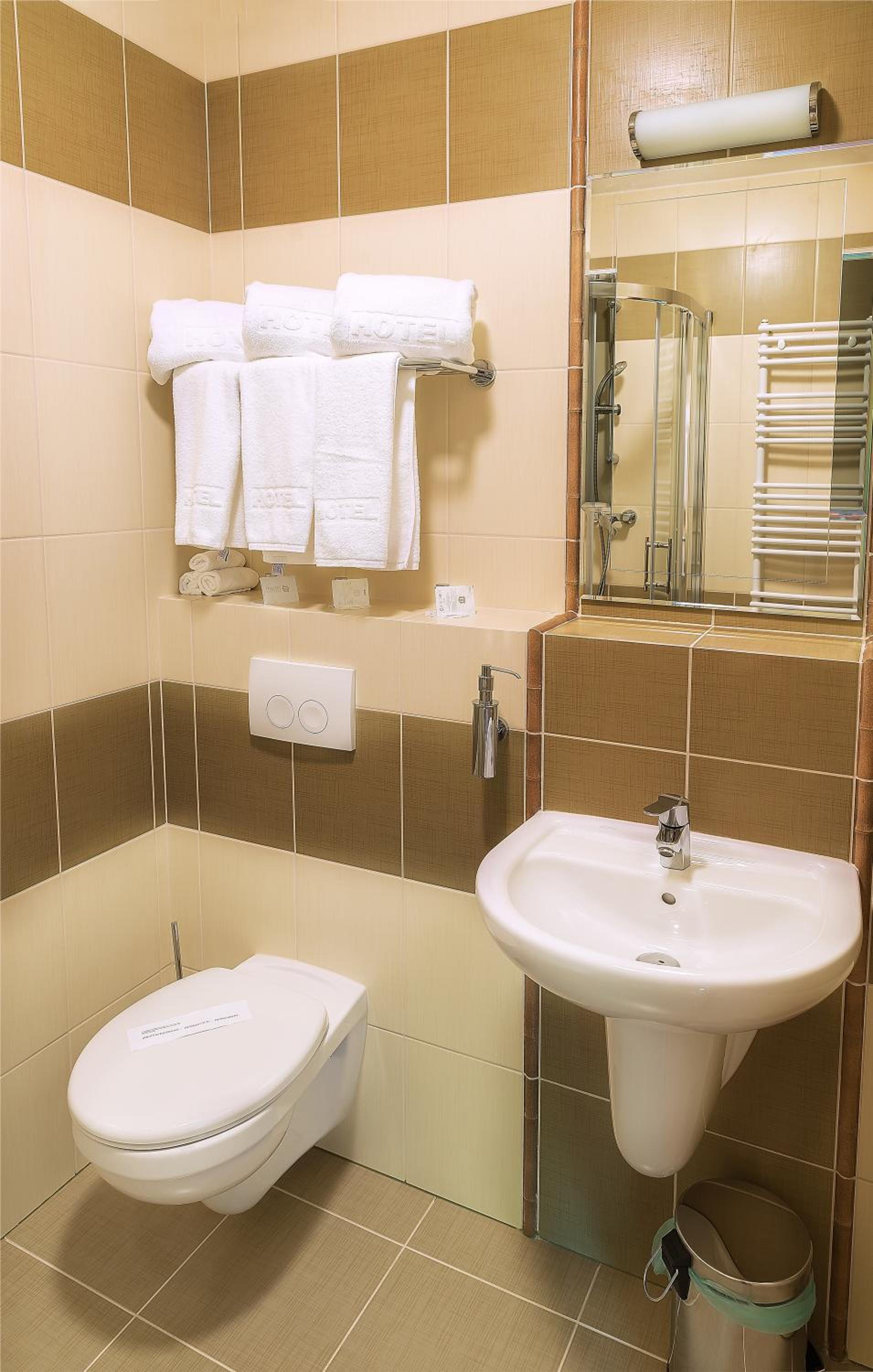 Twin Room - Photo 4