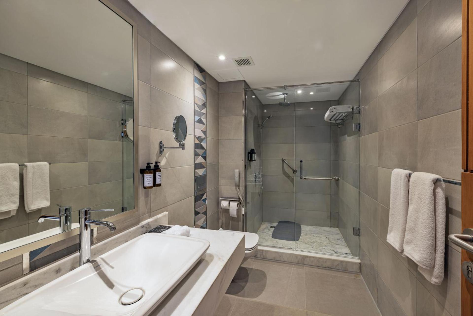 Family Suite - Photo 2
