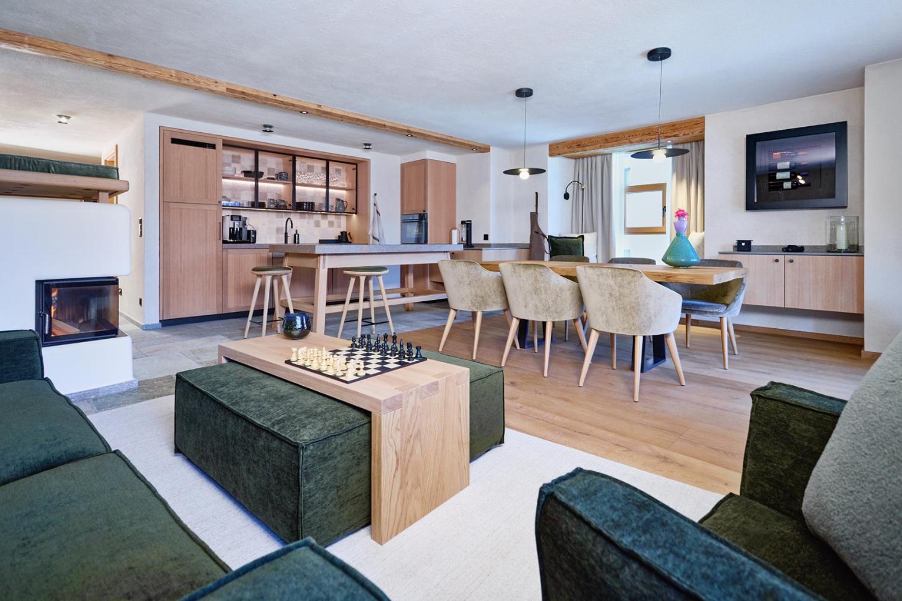 Lakeview Chalet