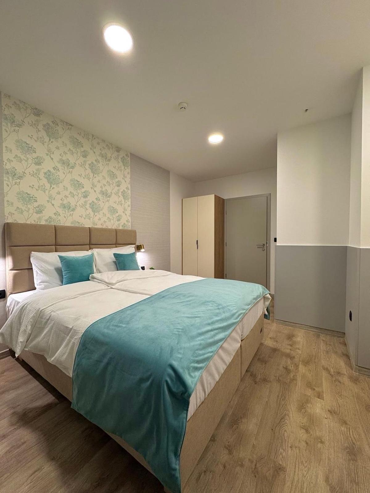 Double Room with Private Bathroom photo 3