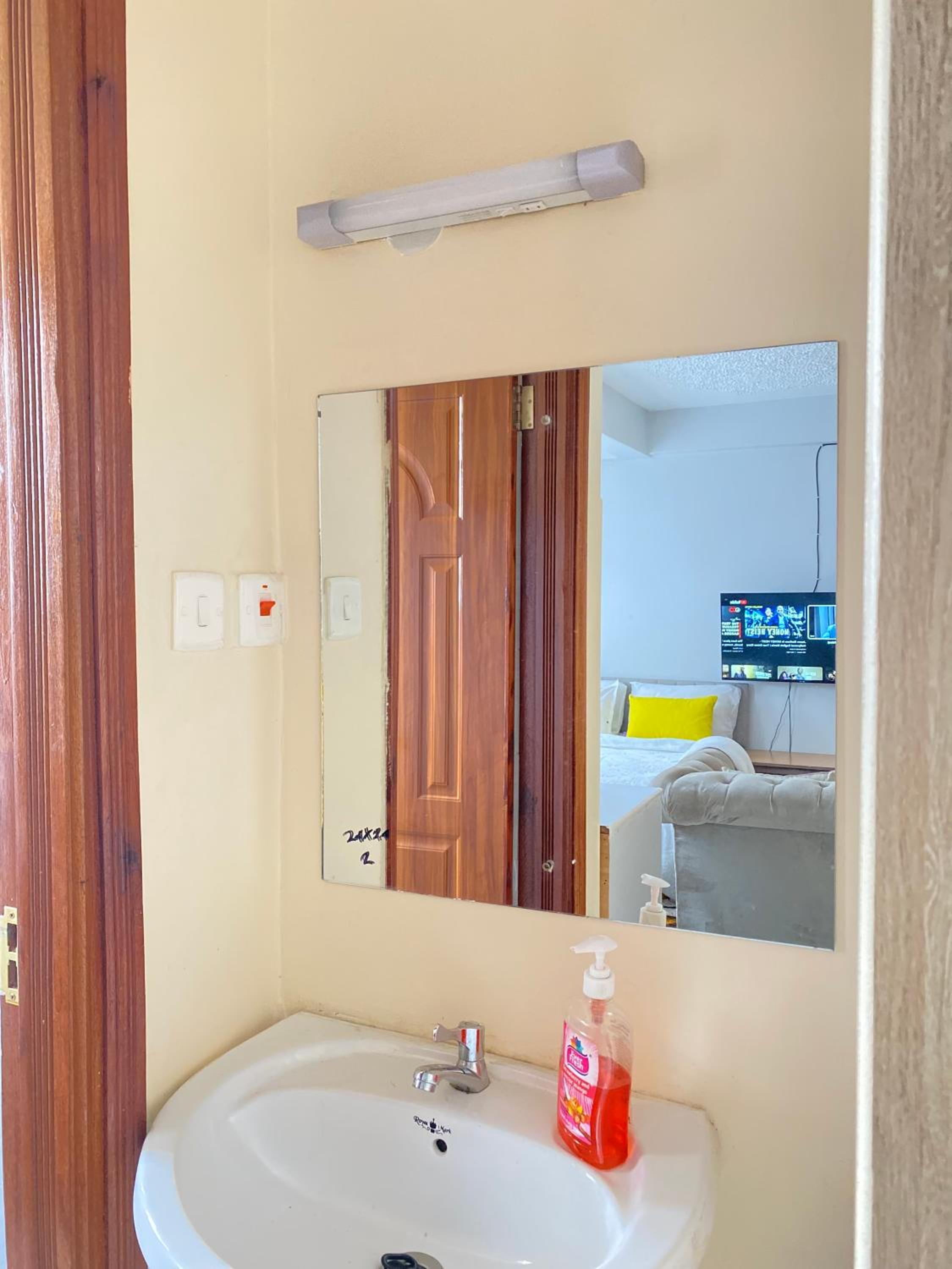 Double Room with Private Bathroom photo 3