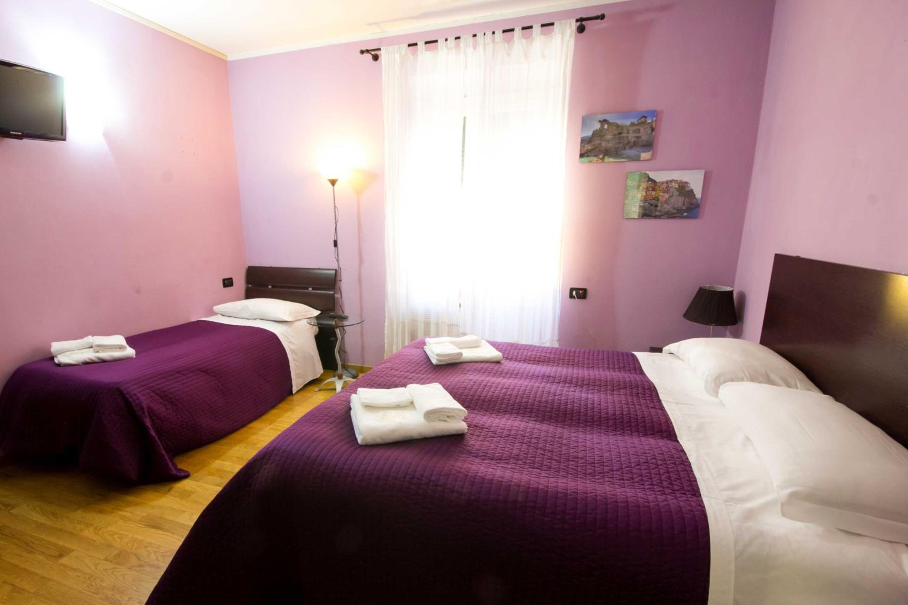 Comfort Triple Room