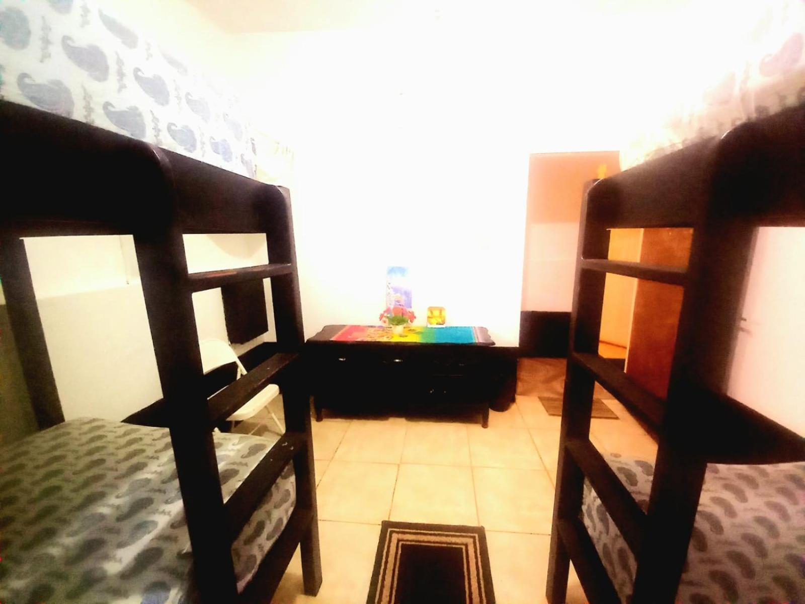 Single Bed in Mixed Dormitory Room