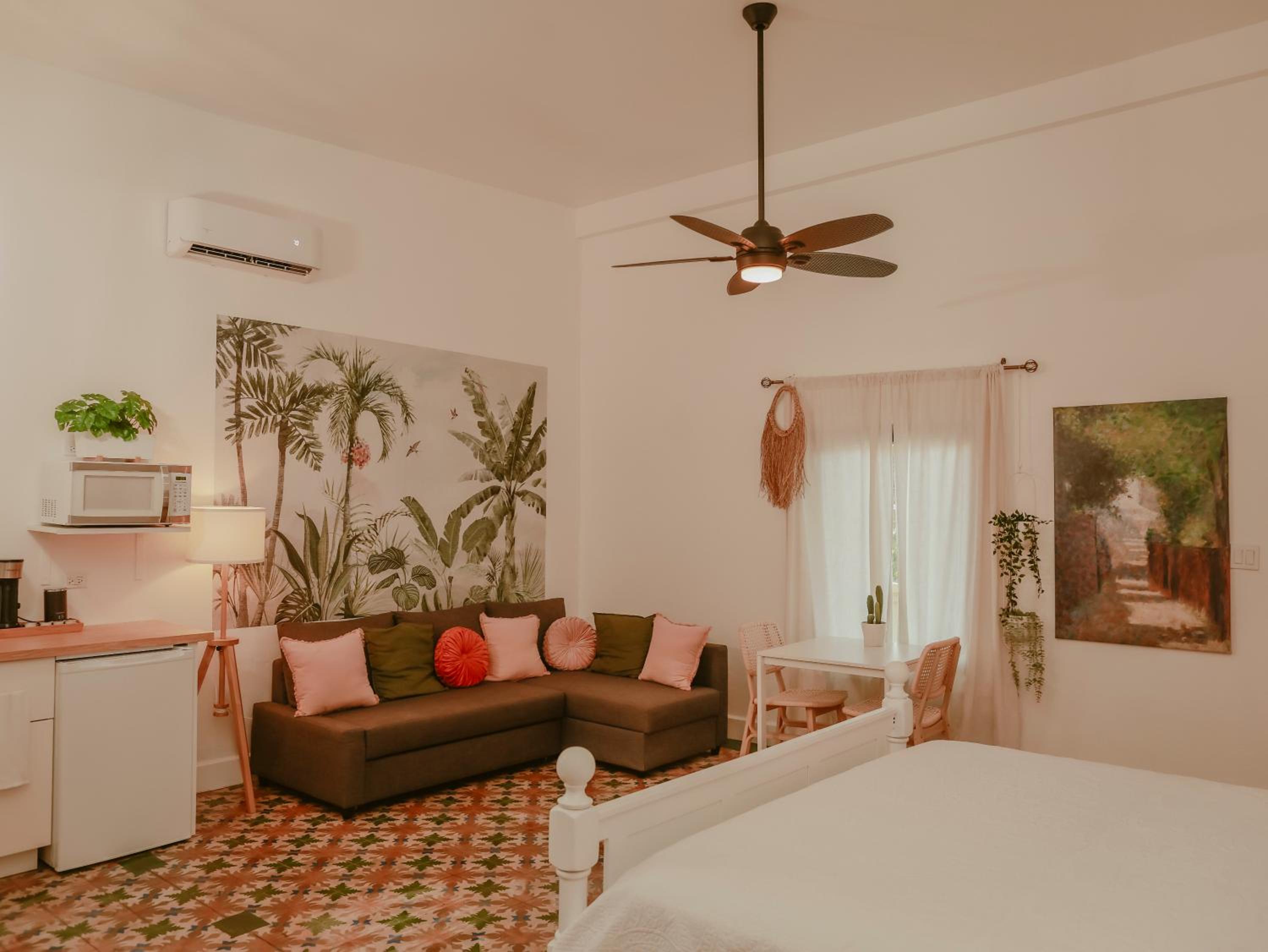 Apartment photo 1