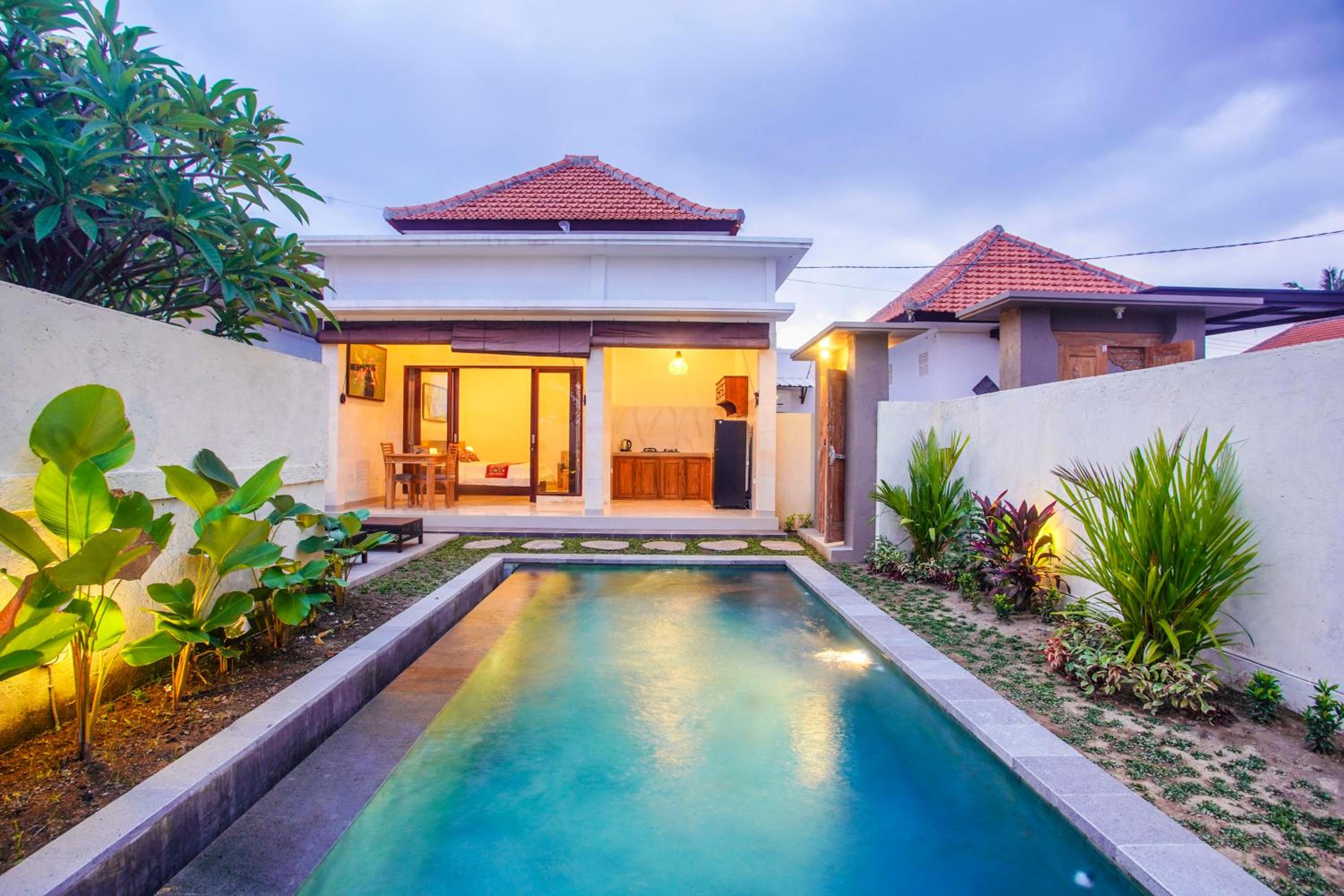 Villa with Private Pool - Photo 6