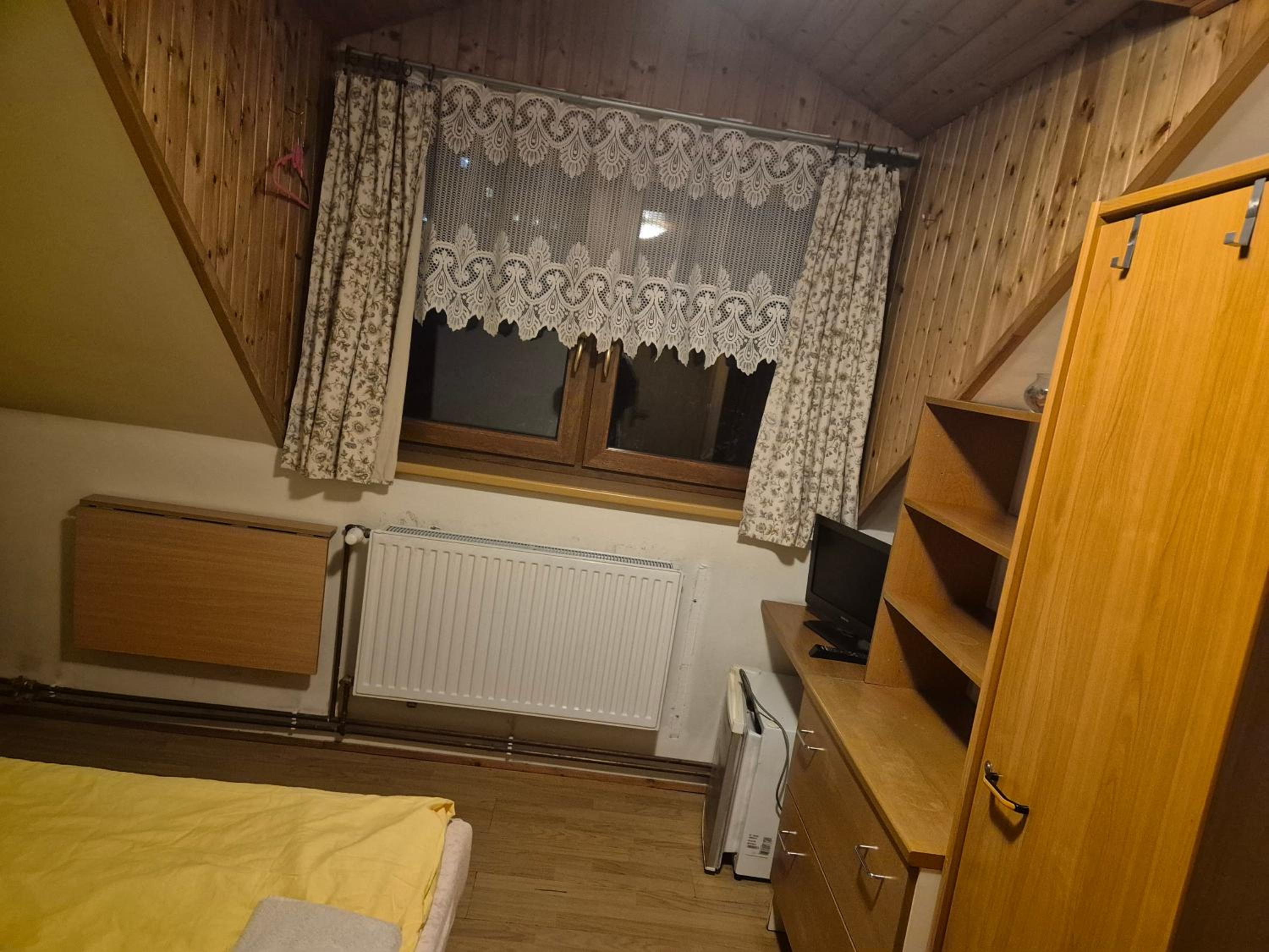 Standard Twin Room photo 3