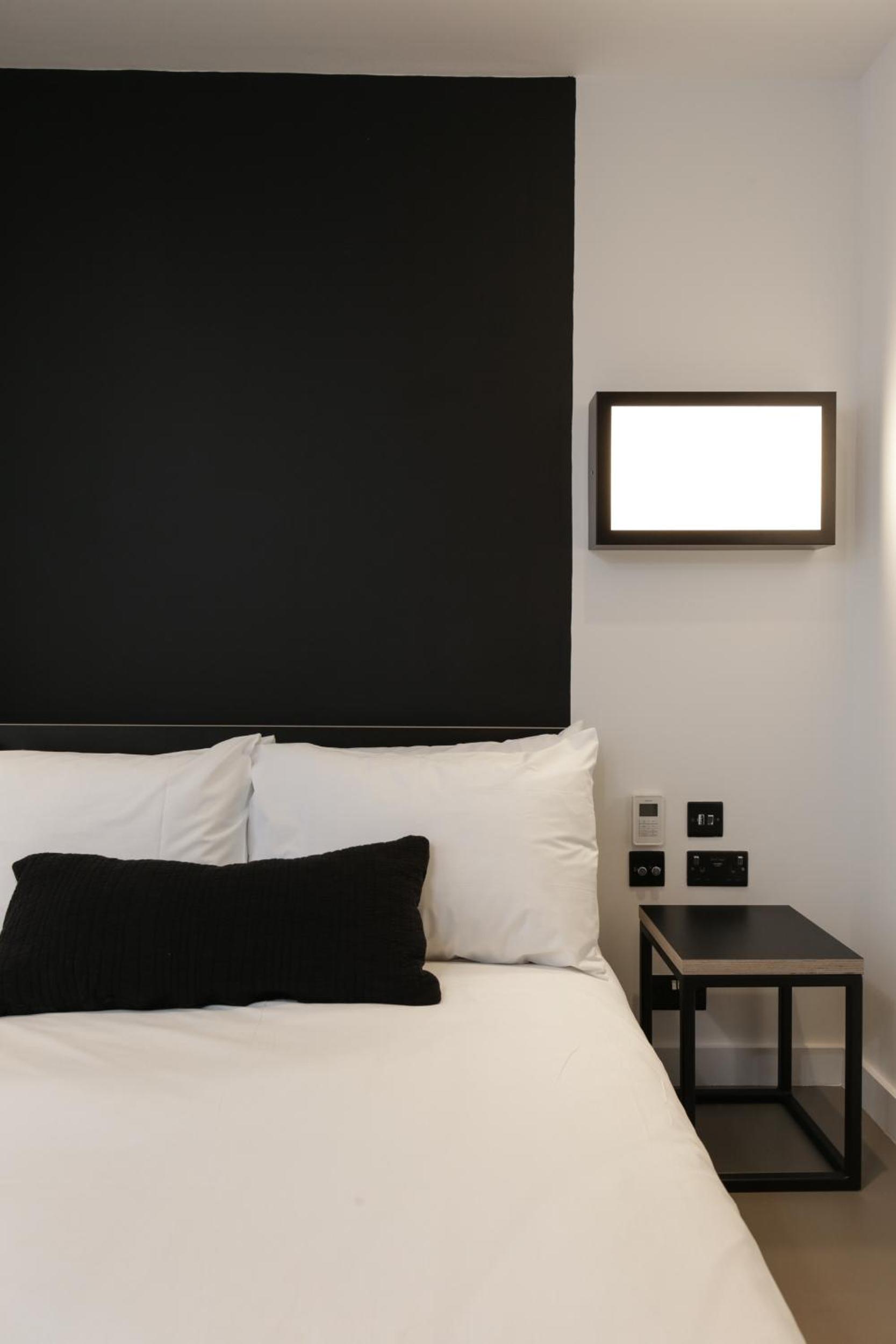 Standard Double Room photo 3