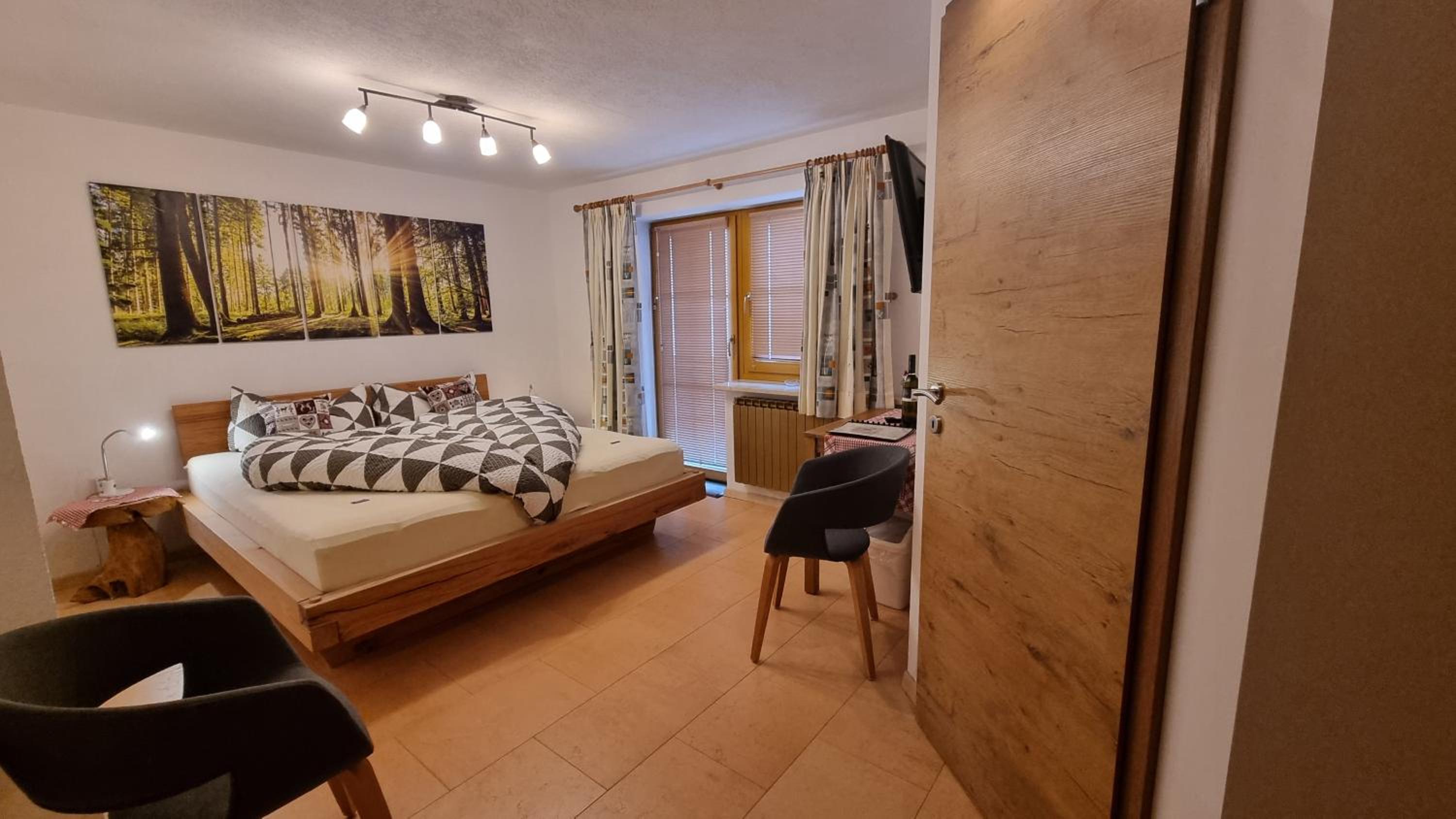 Double Room with Balcony photo 3