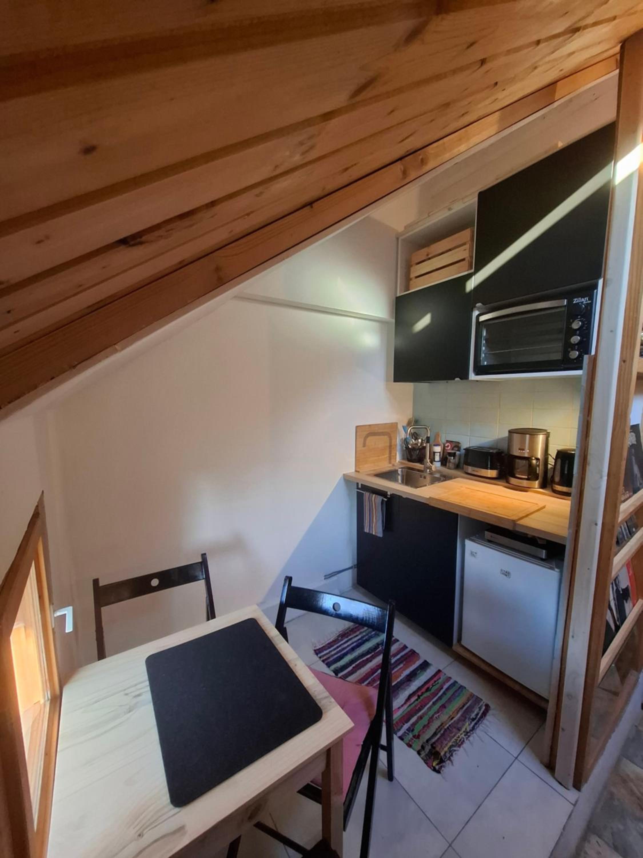 Studio with Terrace - Photo 7