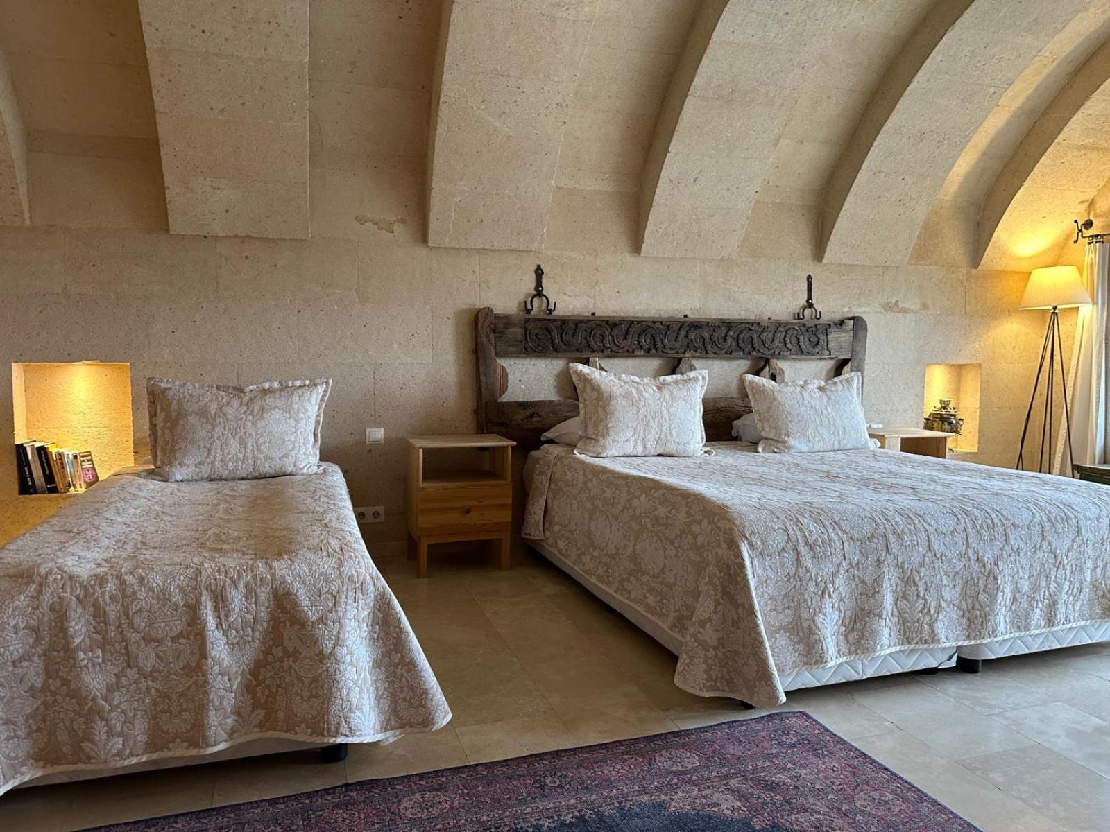 Deluxe Triple Room photo 2