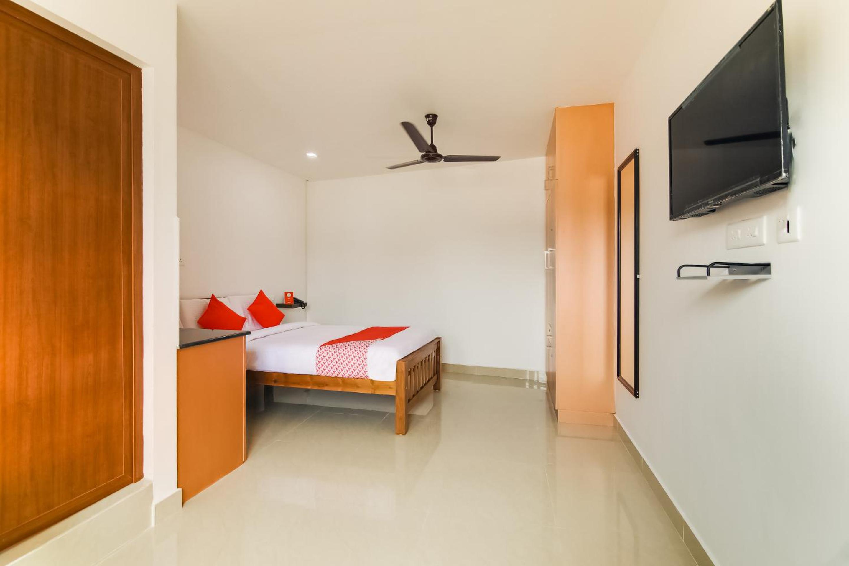 Deluxe Triple Room photo 2