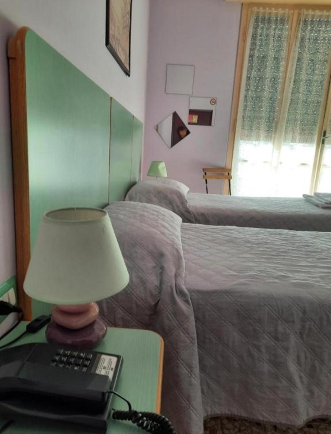 Standard Triple Room - Photo 1