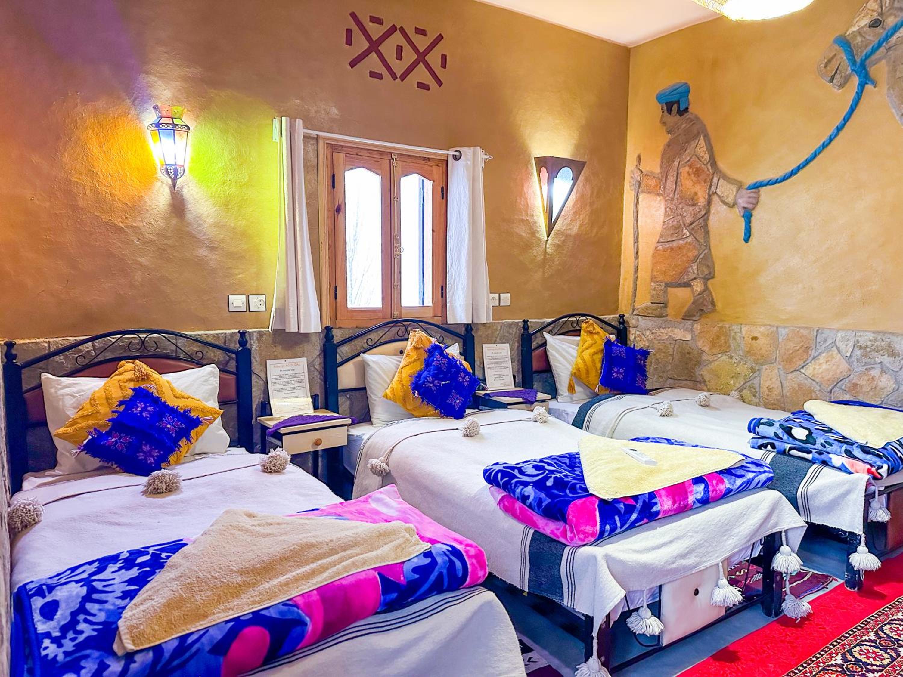 Triple Room with Private Bathroom - Photo 6