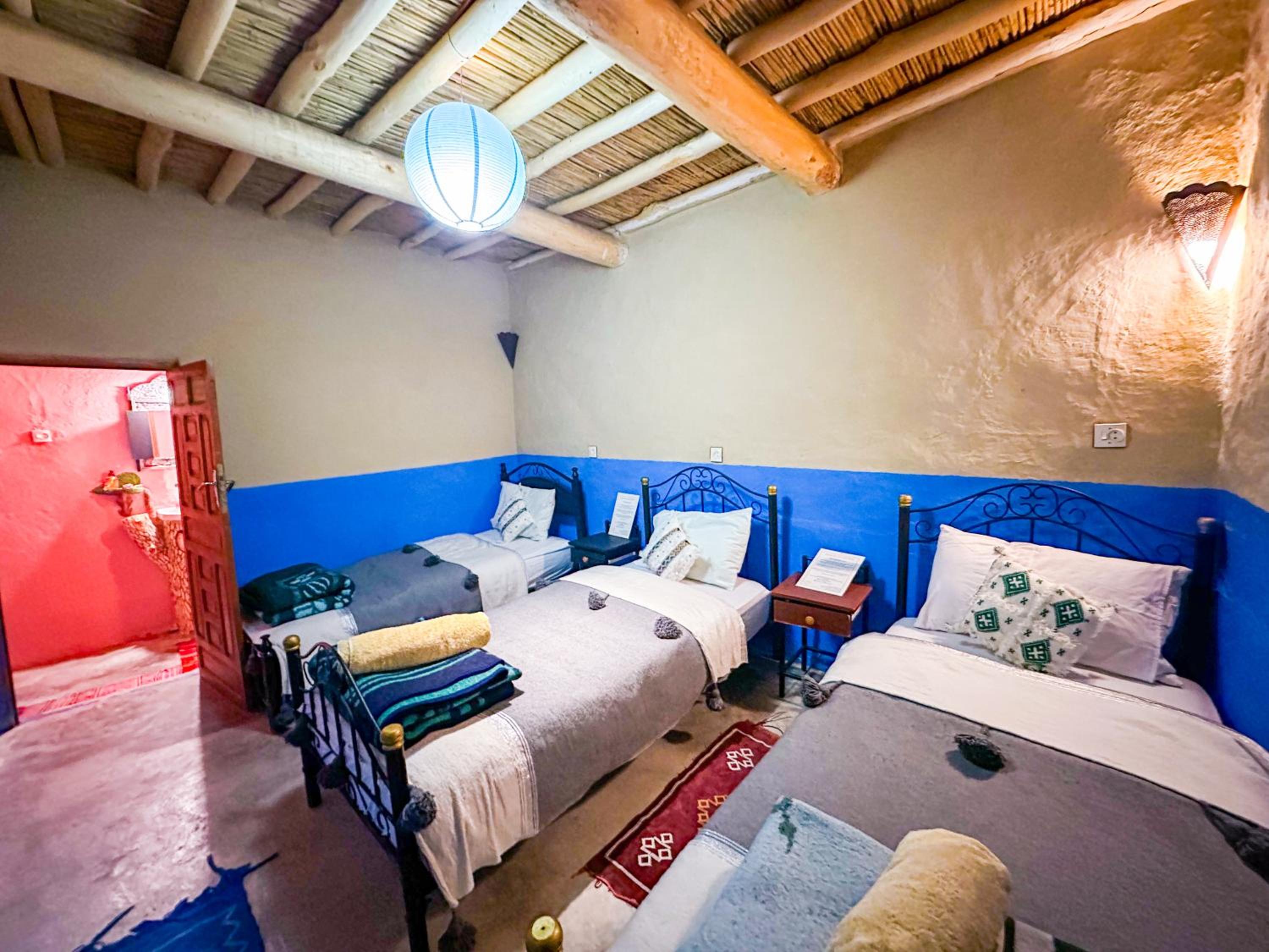 Triple Room with Private External Bathroom - Photo 6