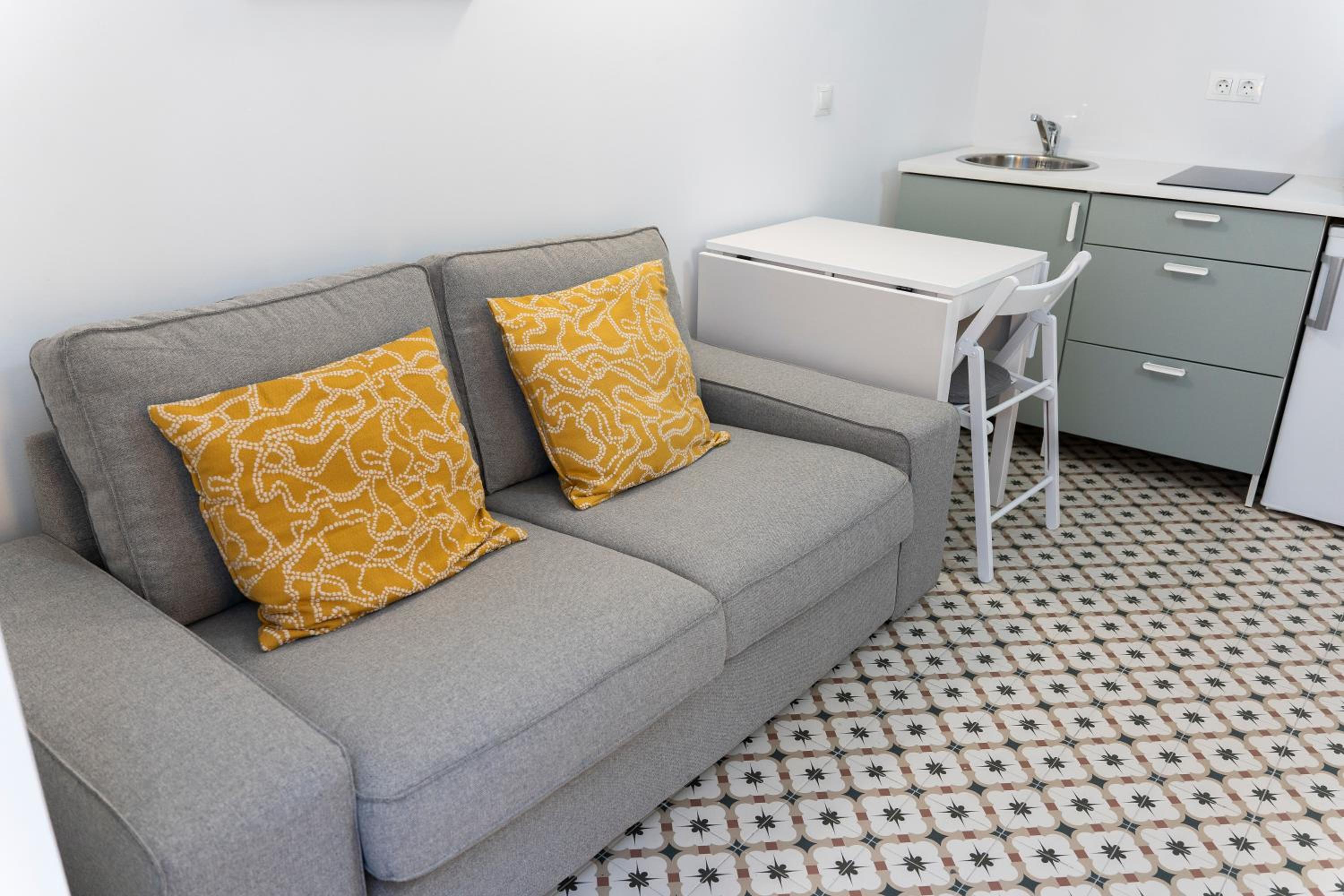Deluxe Apartment