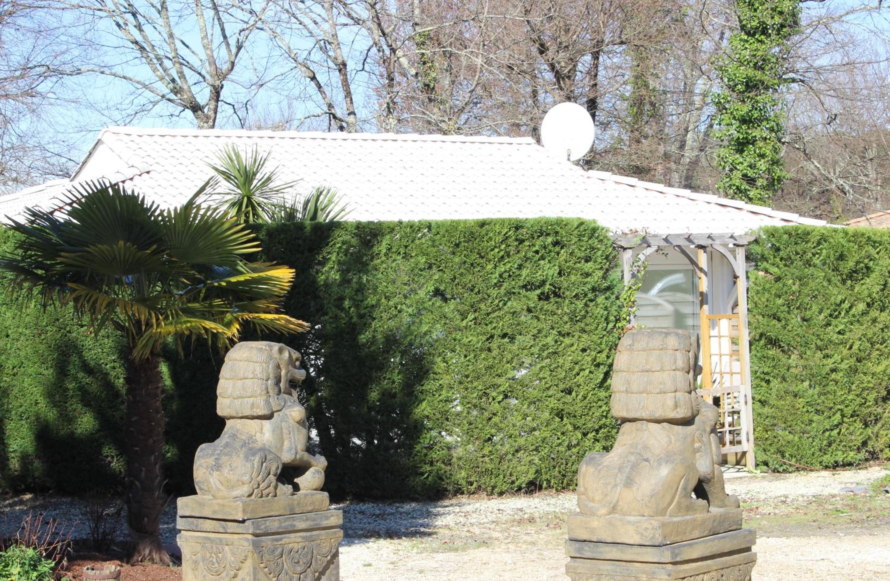 Villa photo 1