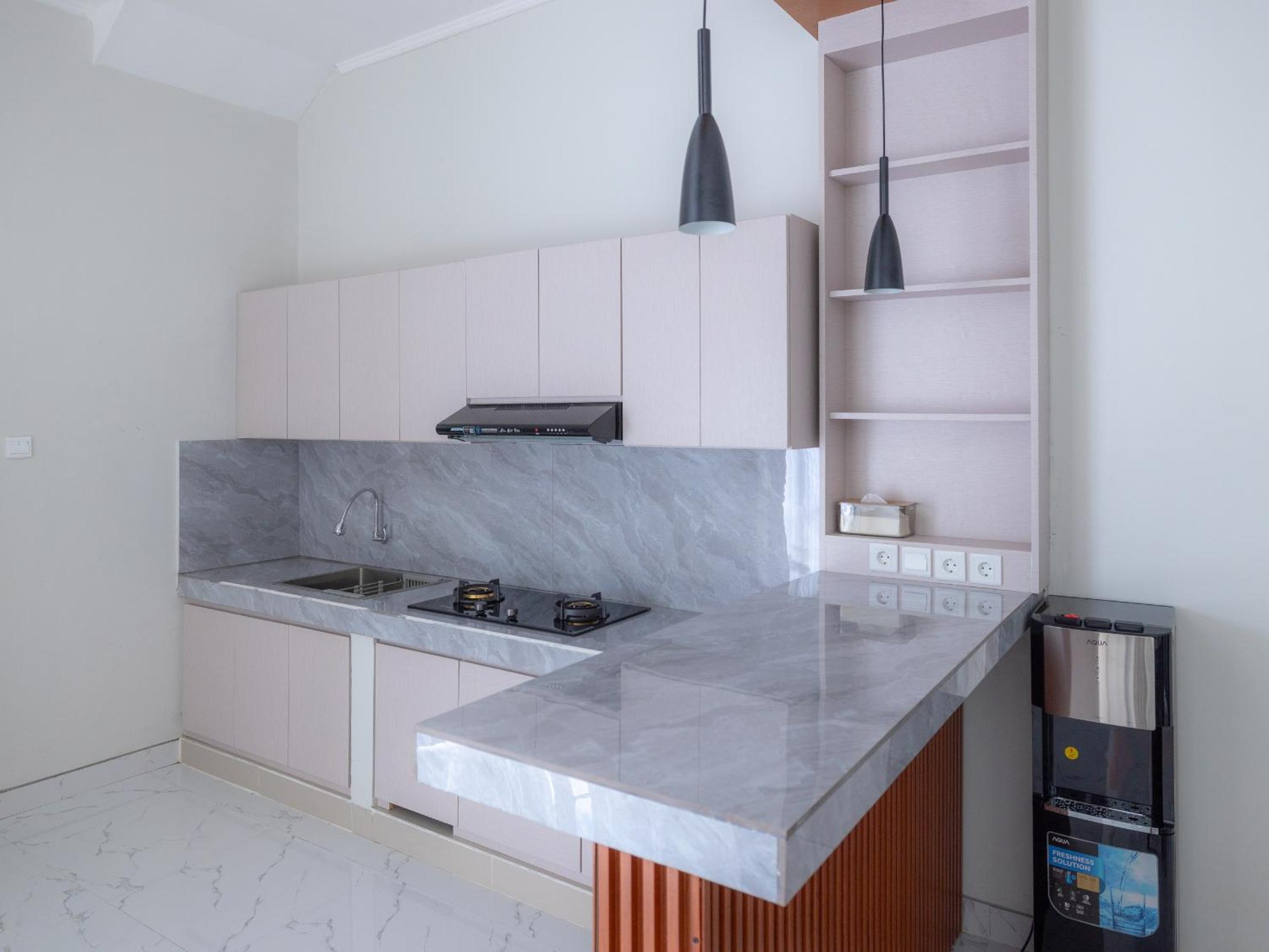 Two-Bedroom Villa - Photo 21