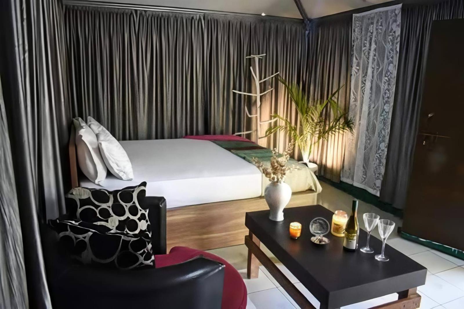 Deluxe Double Room with Shower photo 1