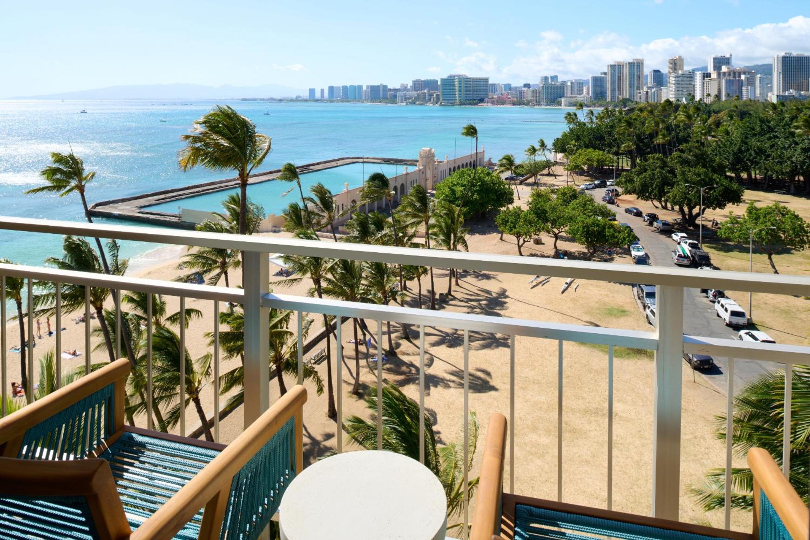 Ocean View King with Bath Grab Bars