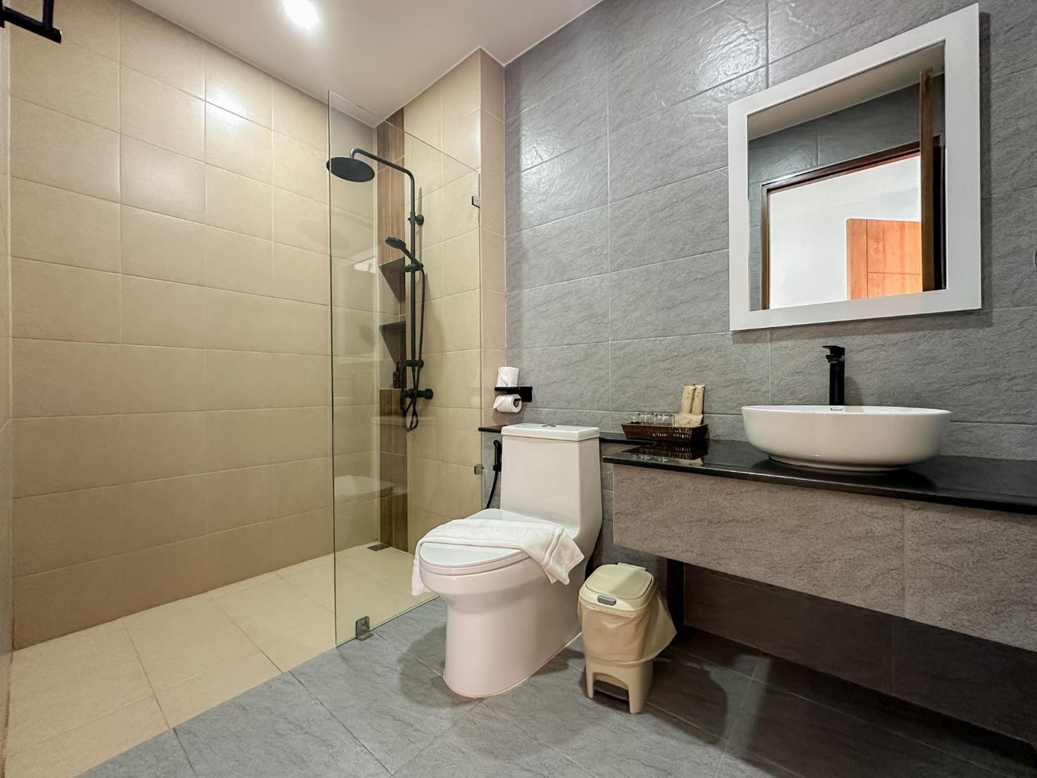 King Room with Pool View