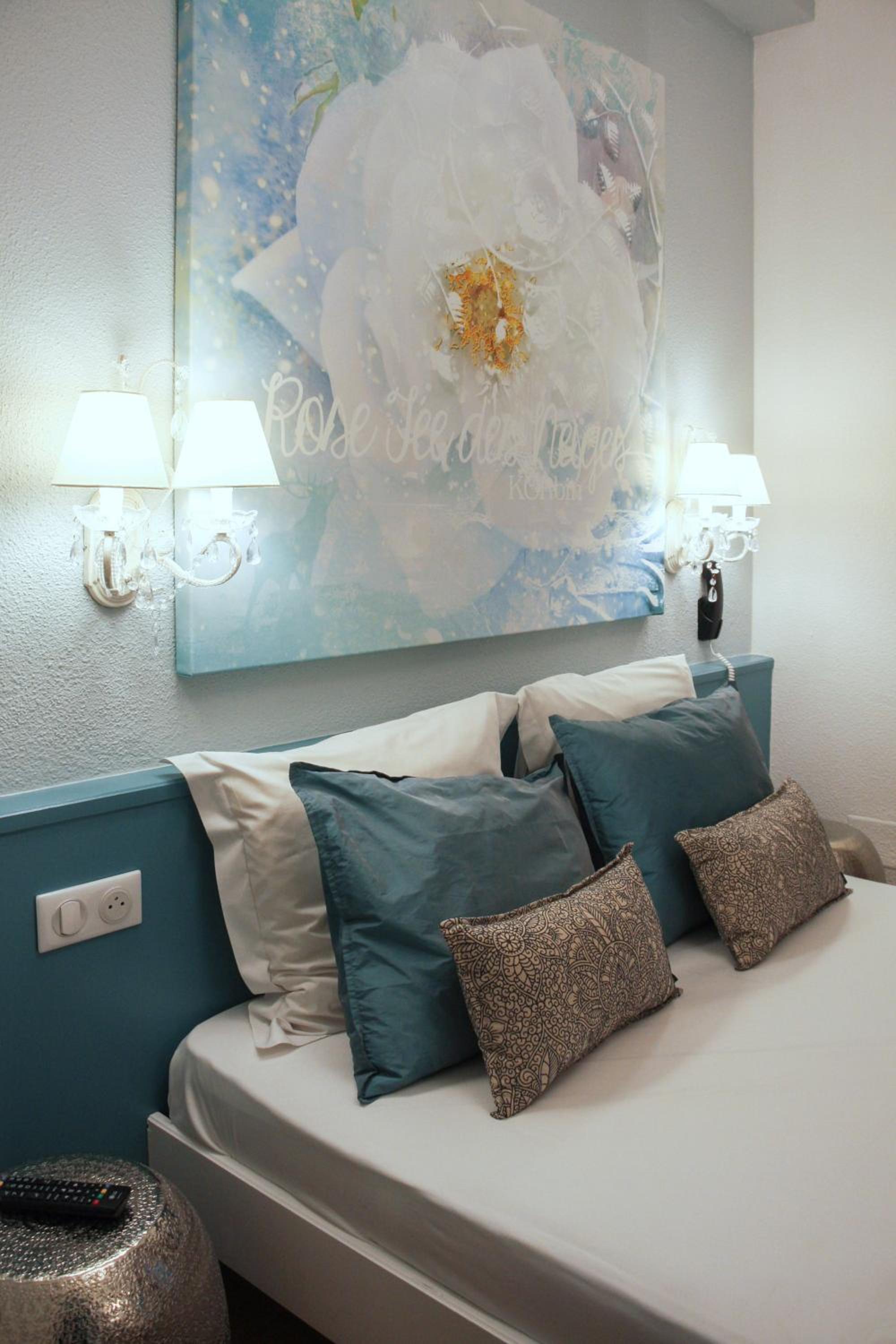 Double Room - Photo 5