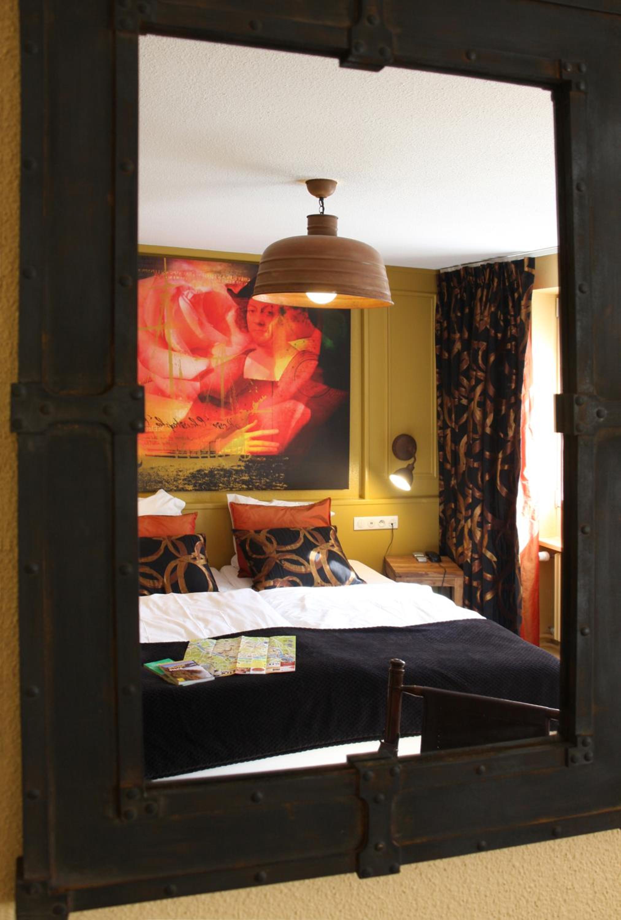 Twin Room - Photo 2