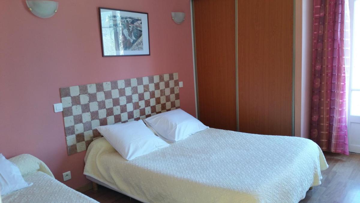 Quadruple Room with Terrace photo 2