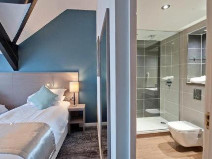 Double Room - Disability Access photo 1