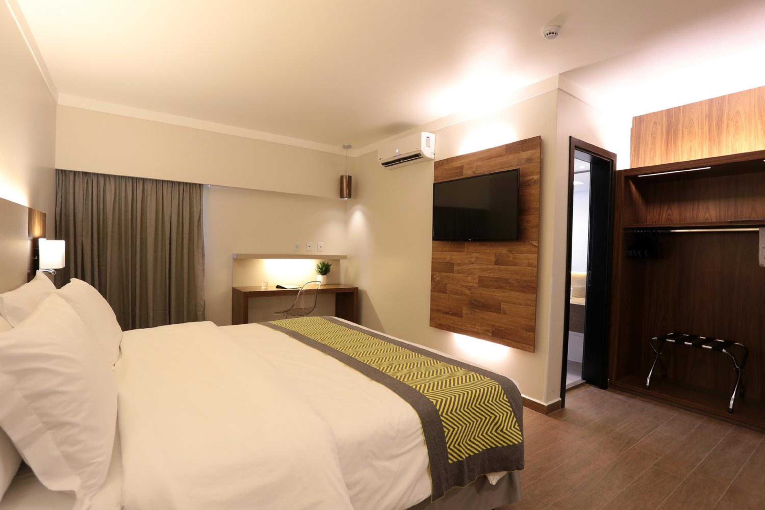 Deluxe Double Room photo 3