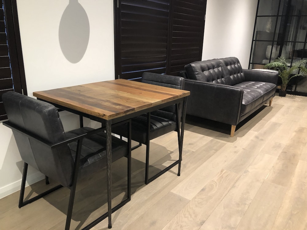 Deluxe Apartment, 1 King Bed, City View (Adults Only) photo 2