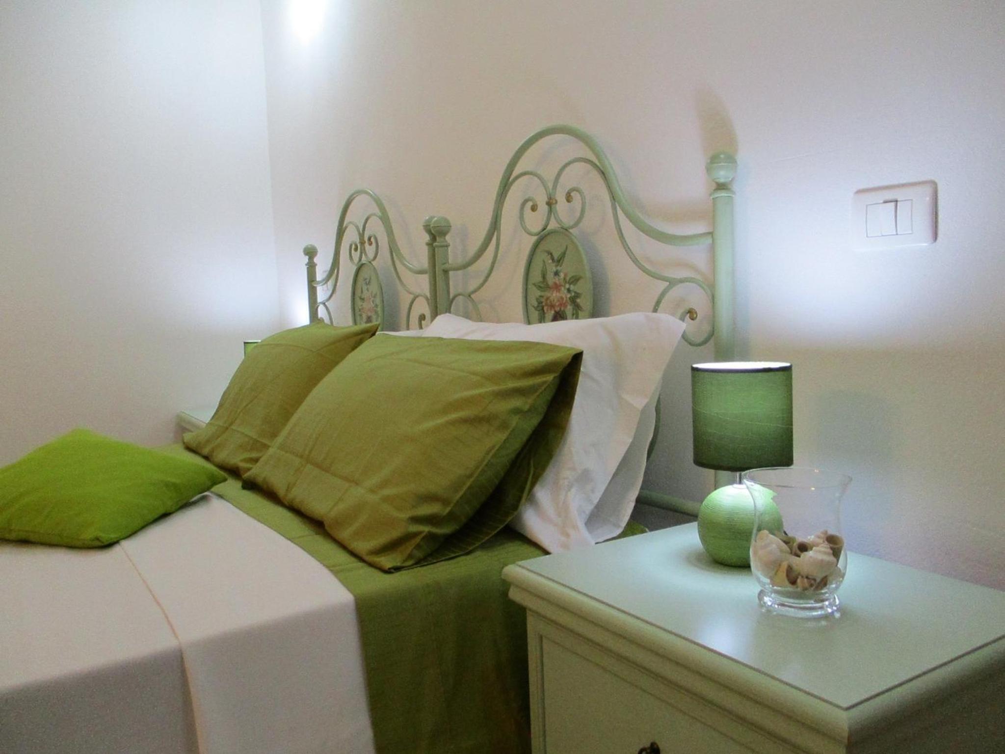 Deluxe Single Room with Balcony photo 1