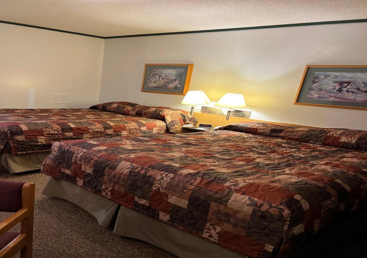 Double or Twin Room photo 1