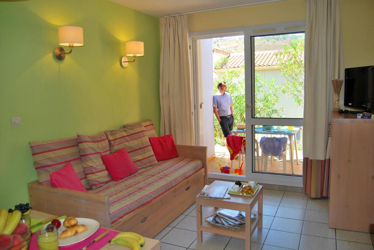 Apartment with Sea View (8 Adults)